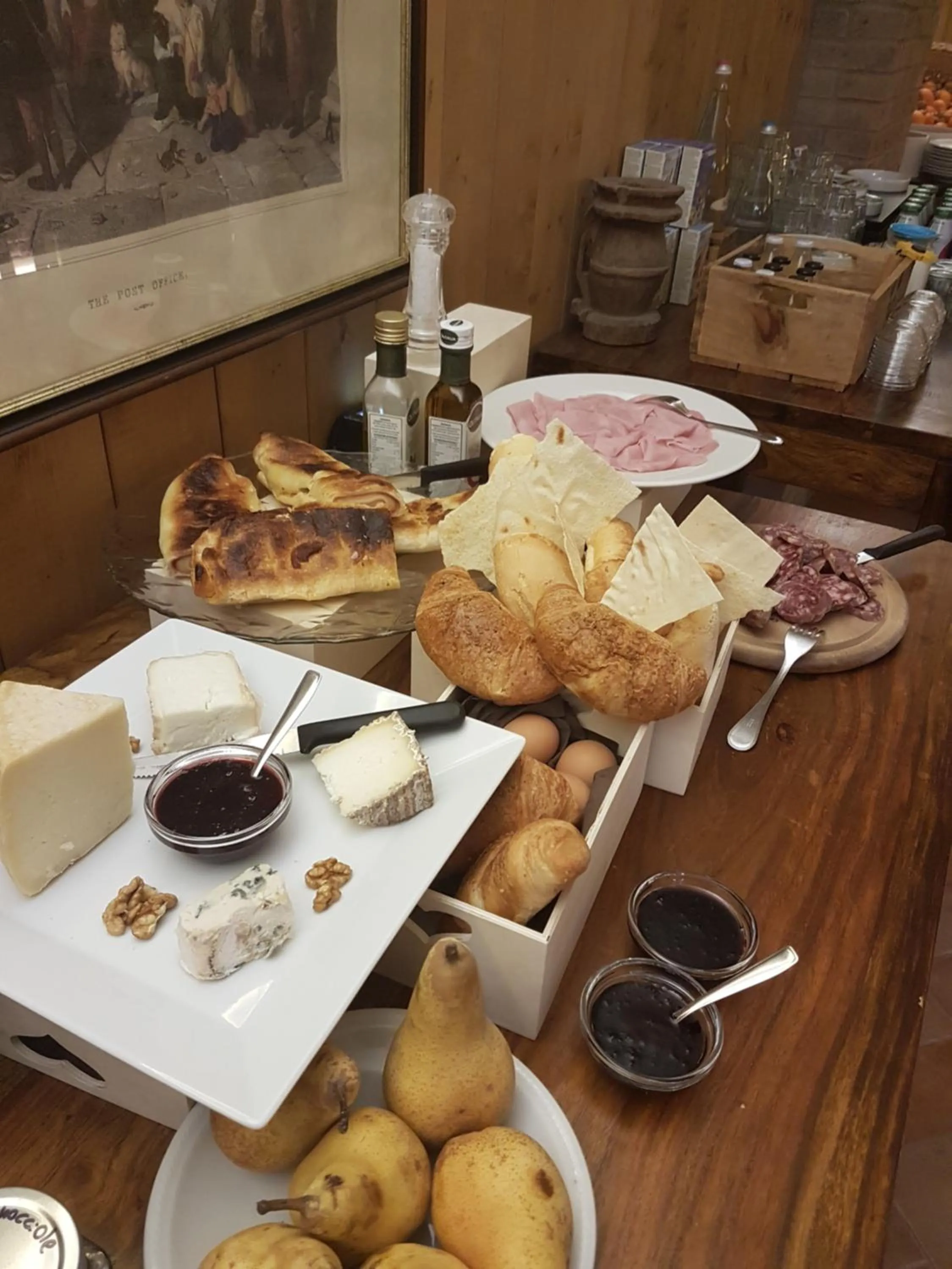 Italian breakfast in Fondo Brugarolo B&B
