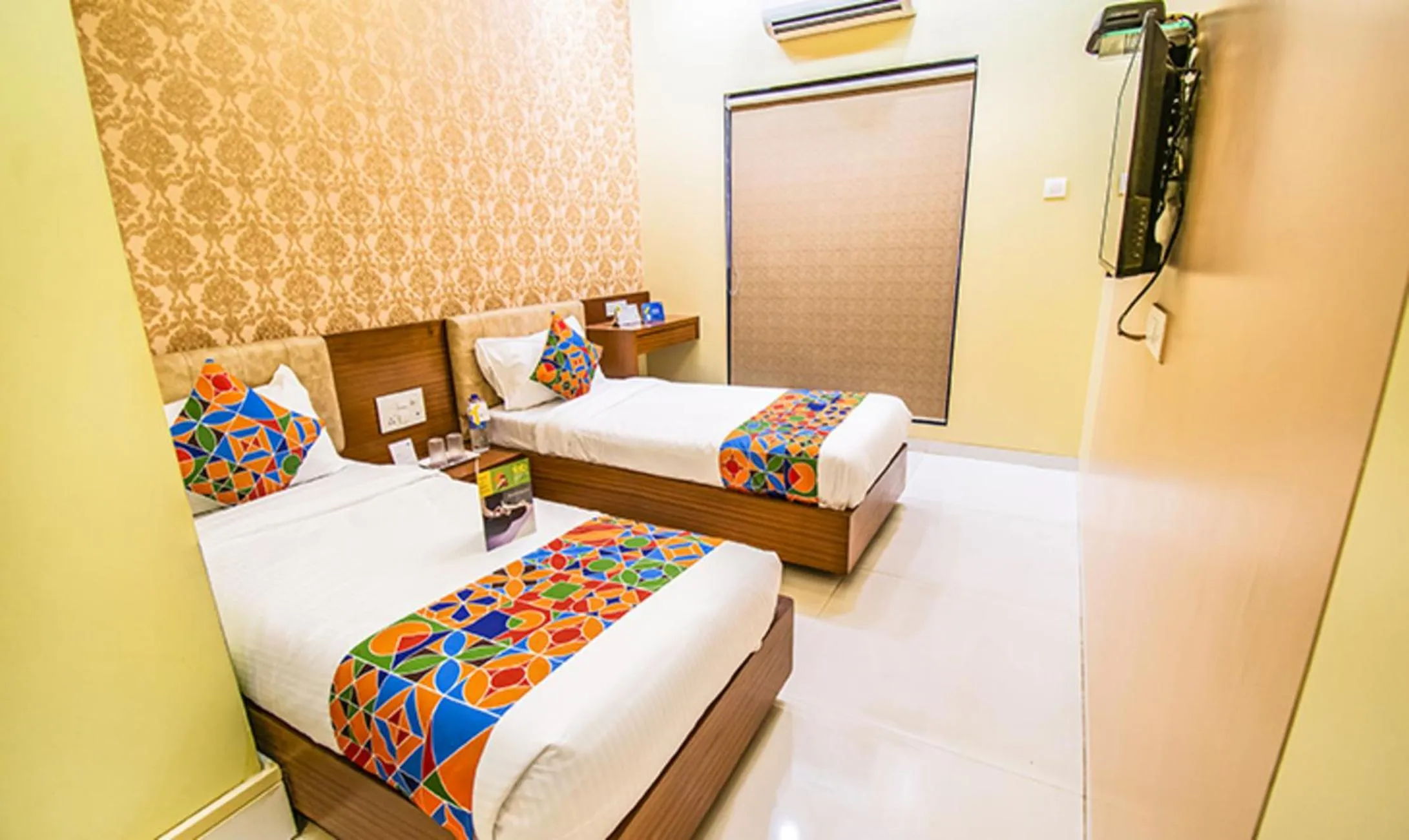 Bed in FabHotel Seven Hills - Nr Mumbai International Airport