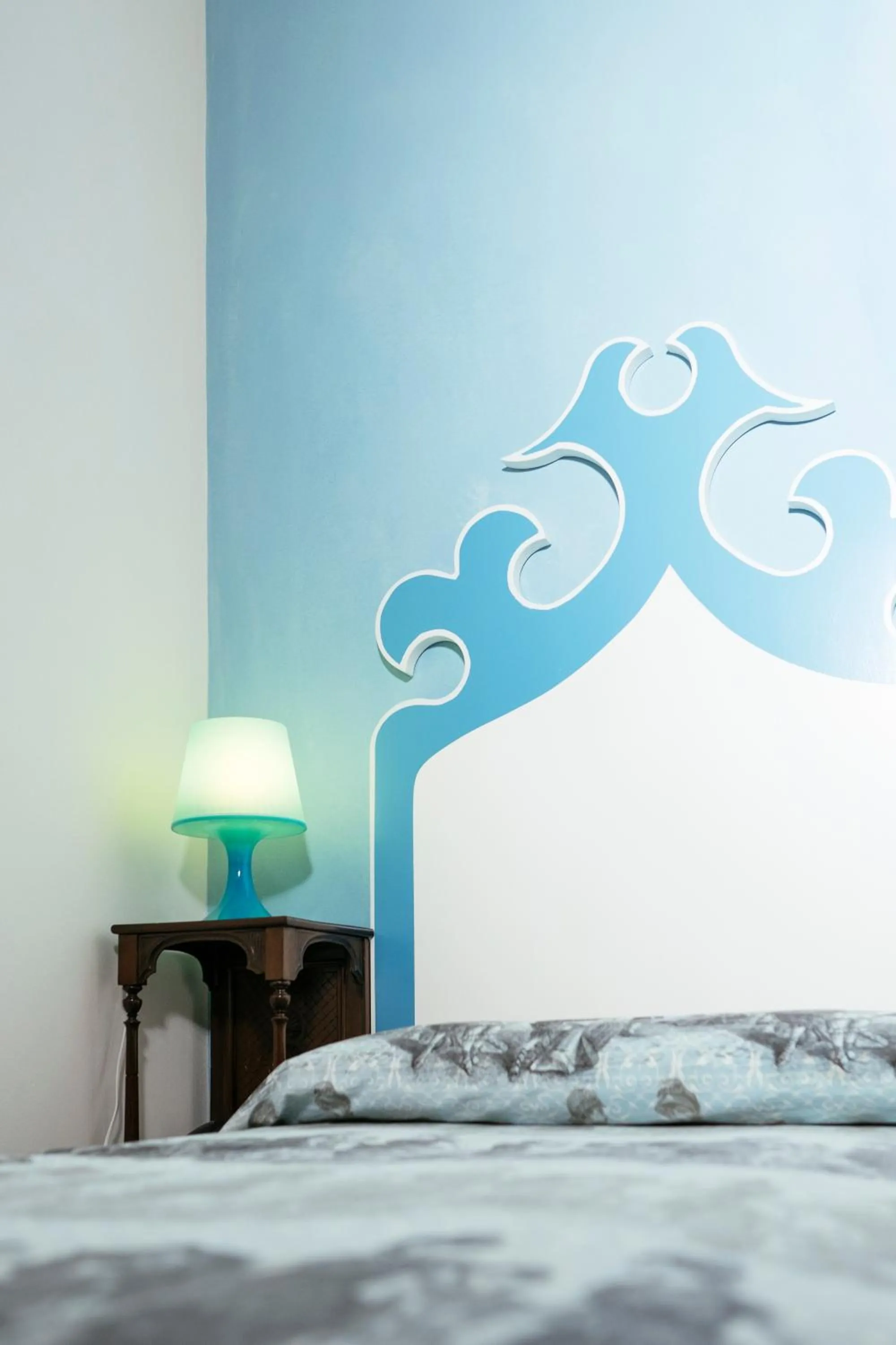 Decorative detail, Bed in Hotel Baglio Catalano