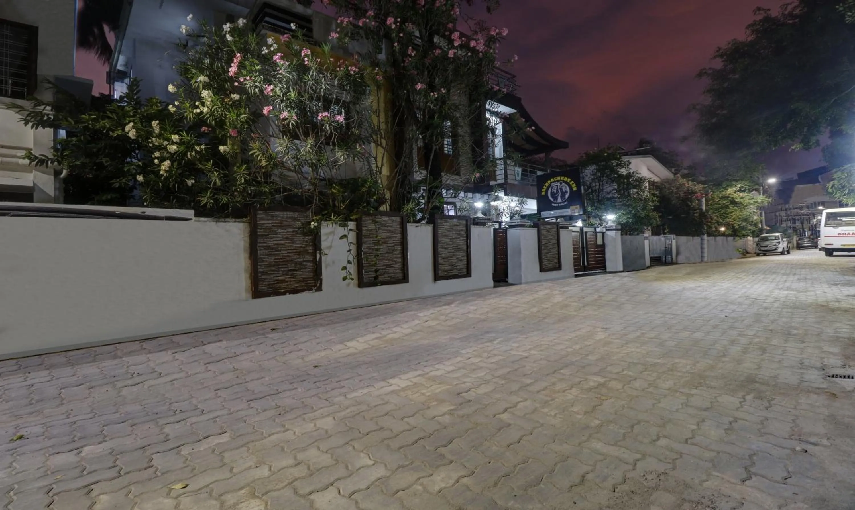 Property building in Treebo Backpackers Inn