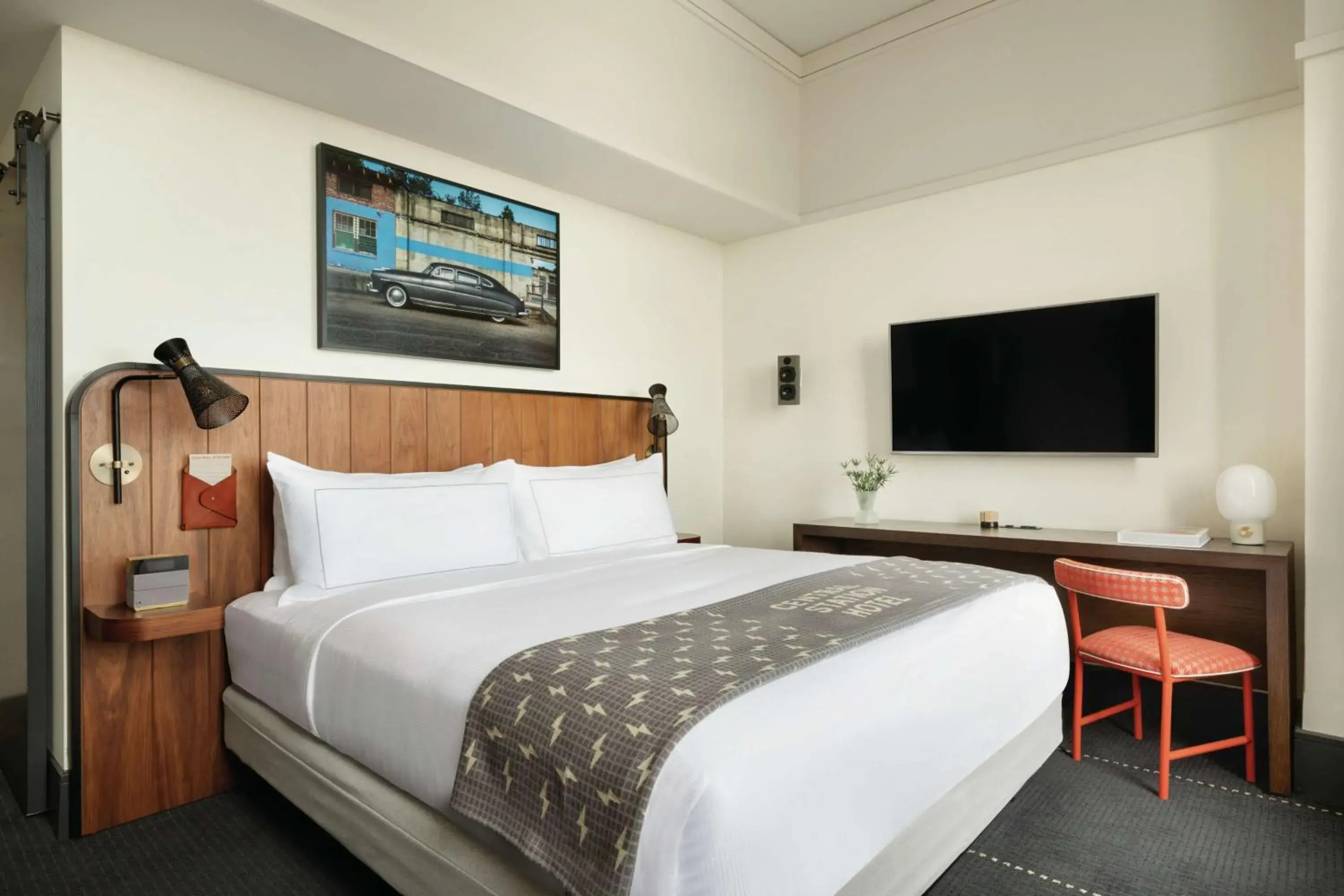 King Room in The Central Station Memphis, Curio Collection By Hilton King Room in The Central Station Memphis, Curio Collection By Hilton