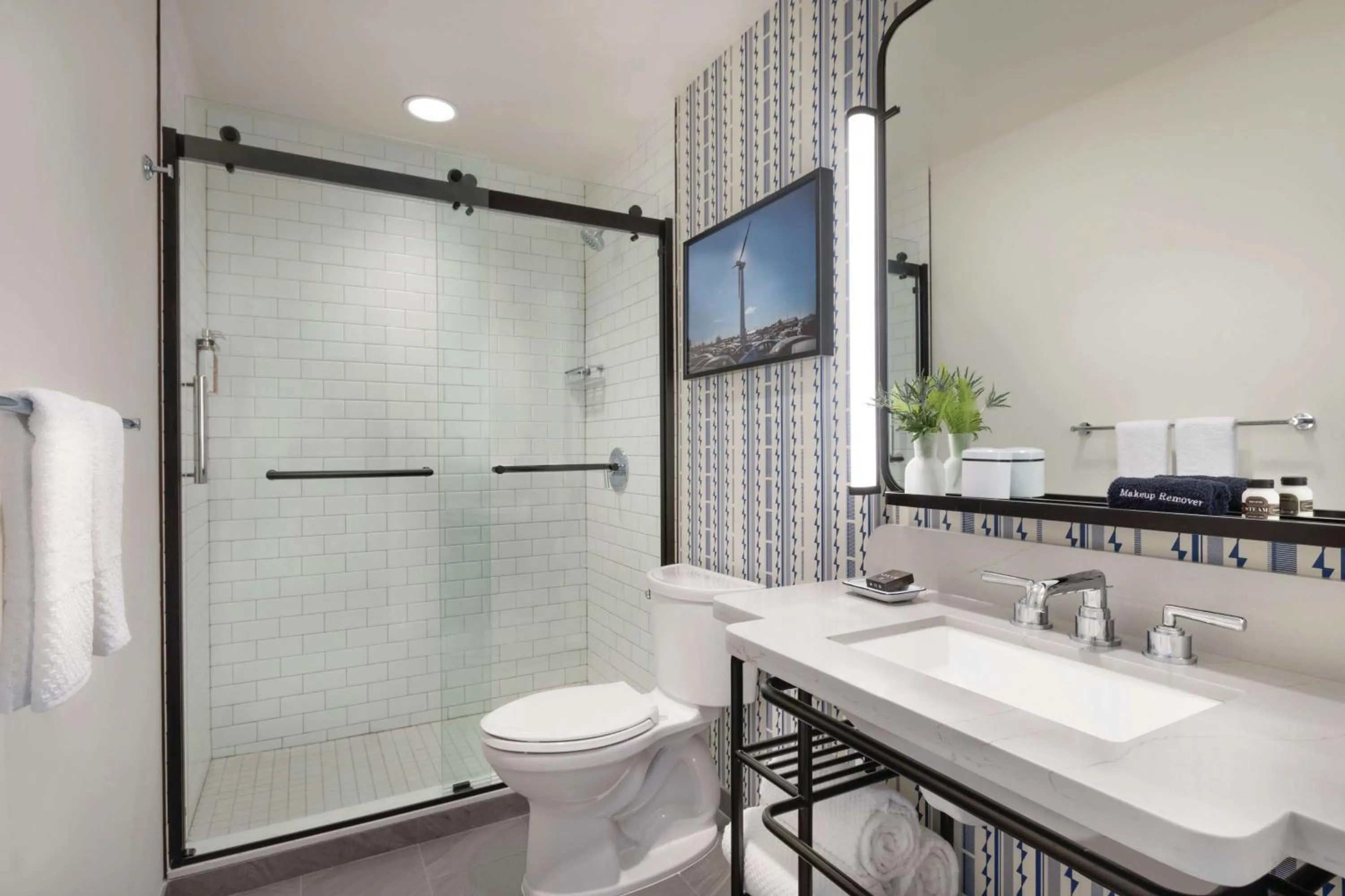 Bathroom in The Central Station Memphis, Curio Collection By Hilton