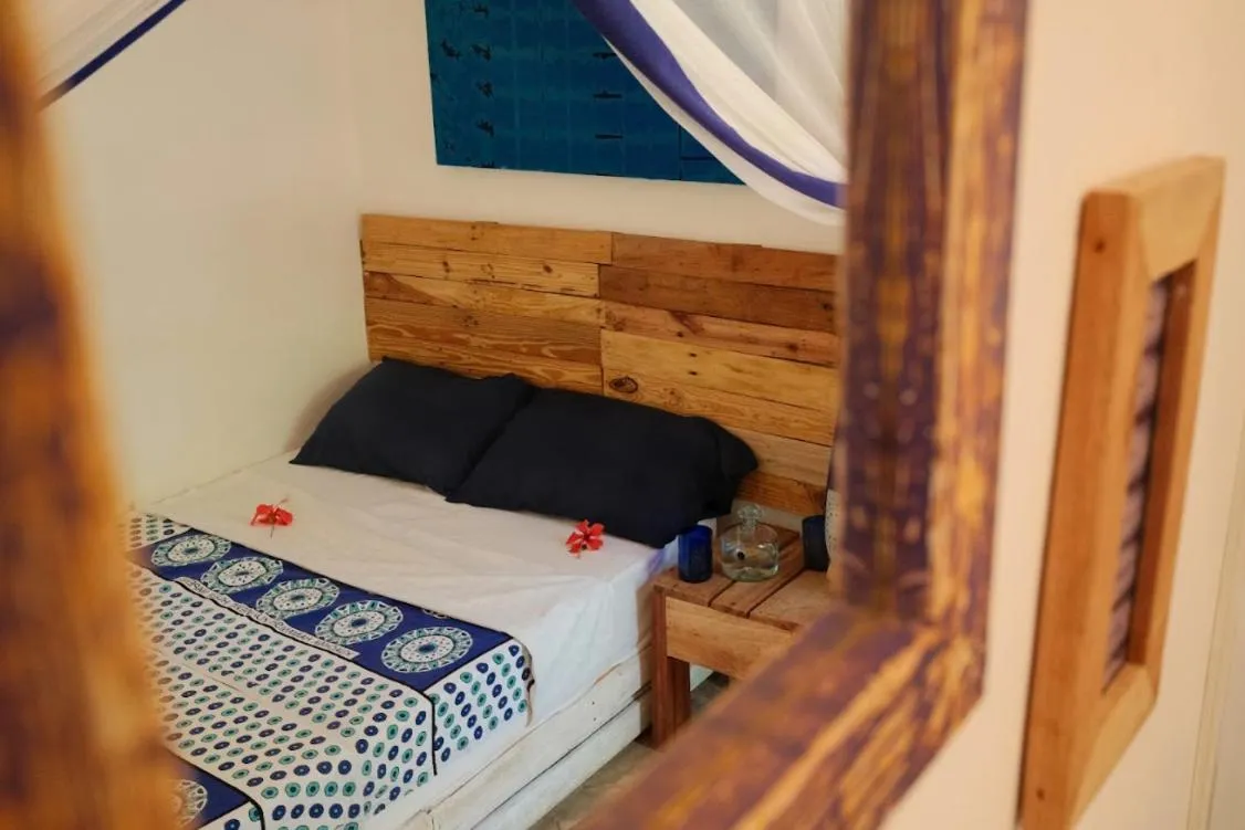 Bed in Salty's Kitesurf Village
