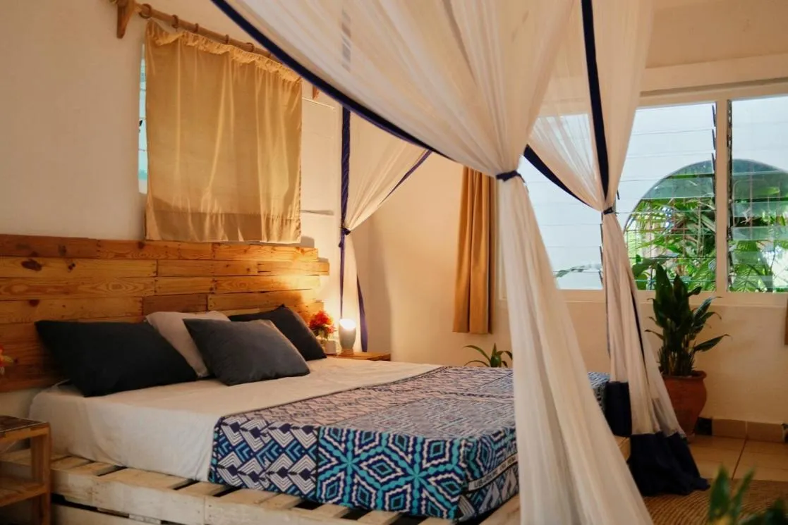 Bed in Salty's Kitesurf Village