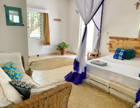 Bed in Salty's Kitesurf Village