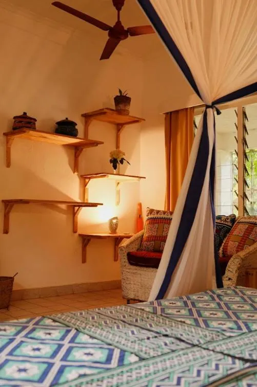 Bed in Salty's Kitesurf Village