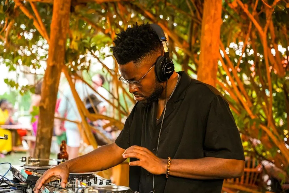 People in Salty's Kitesurf Village