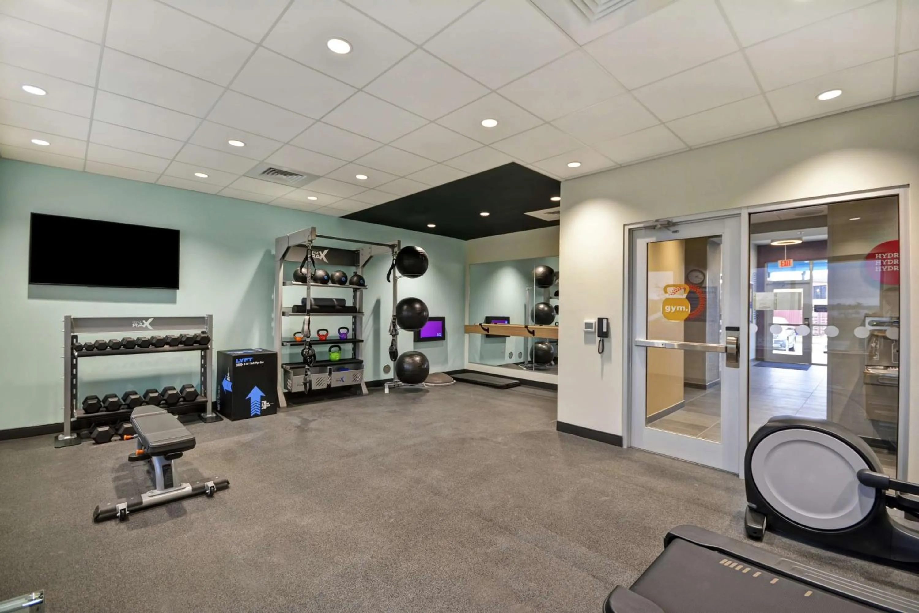Fitness centre/facilities in Tru By Hilton Winchester, Va
