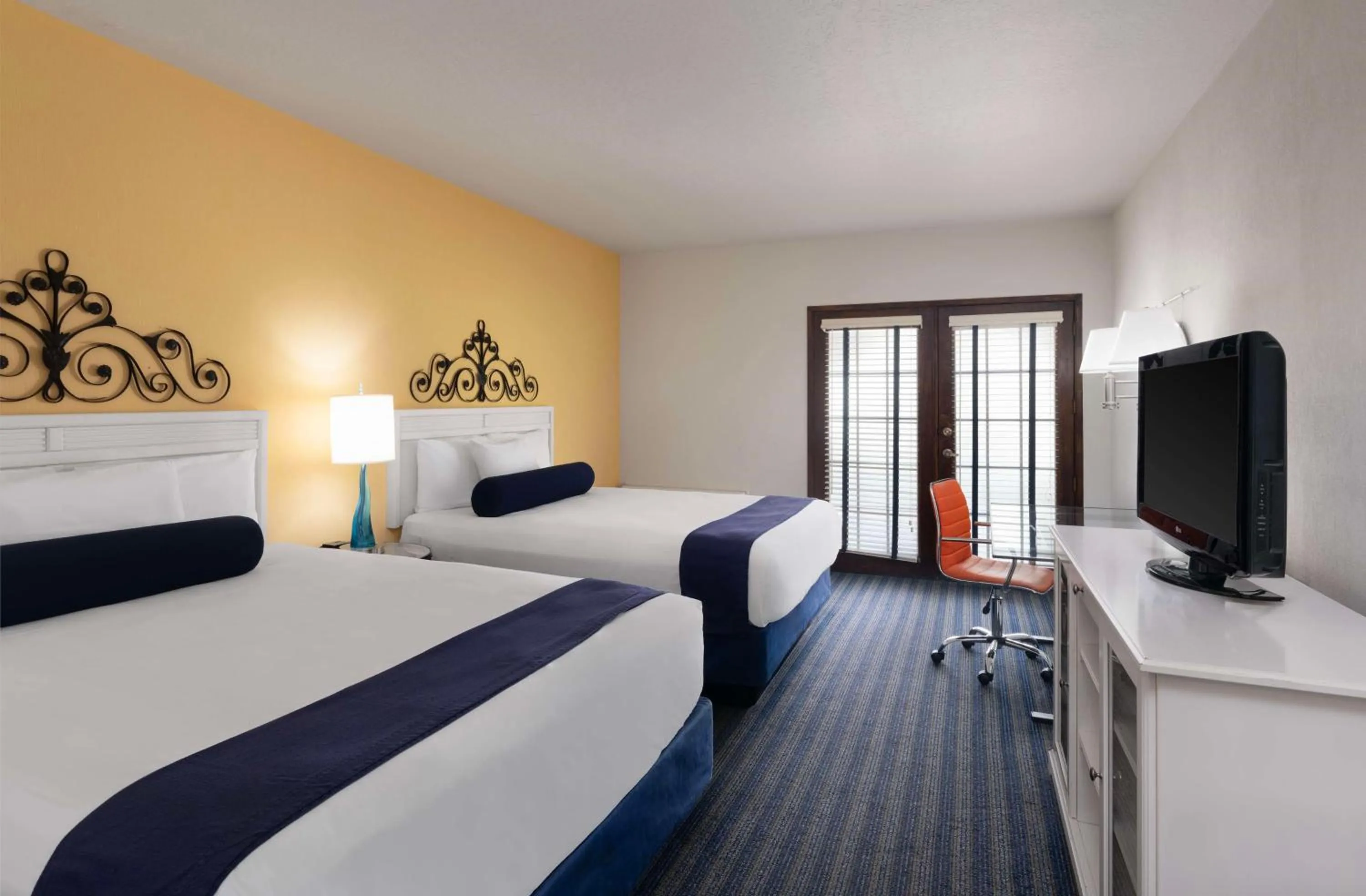 Bedroom, Bed in Hotel Zico, BW Signature Collection