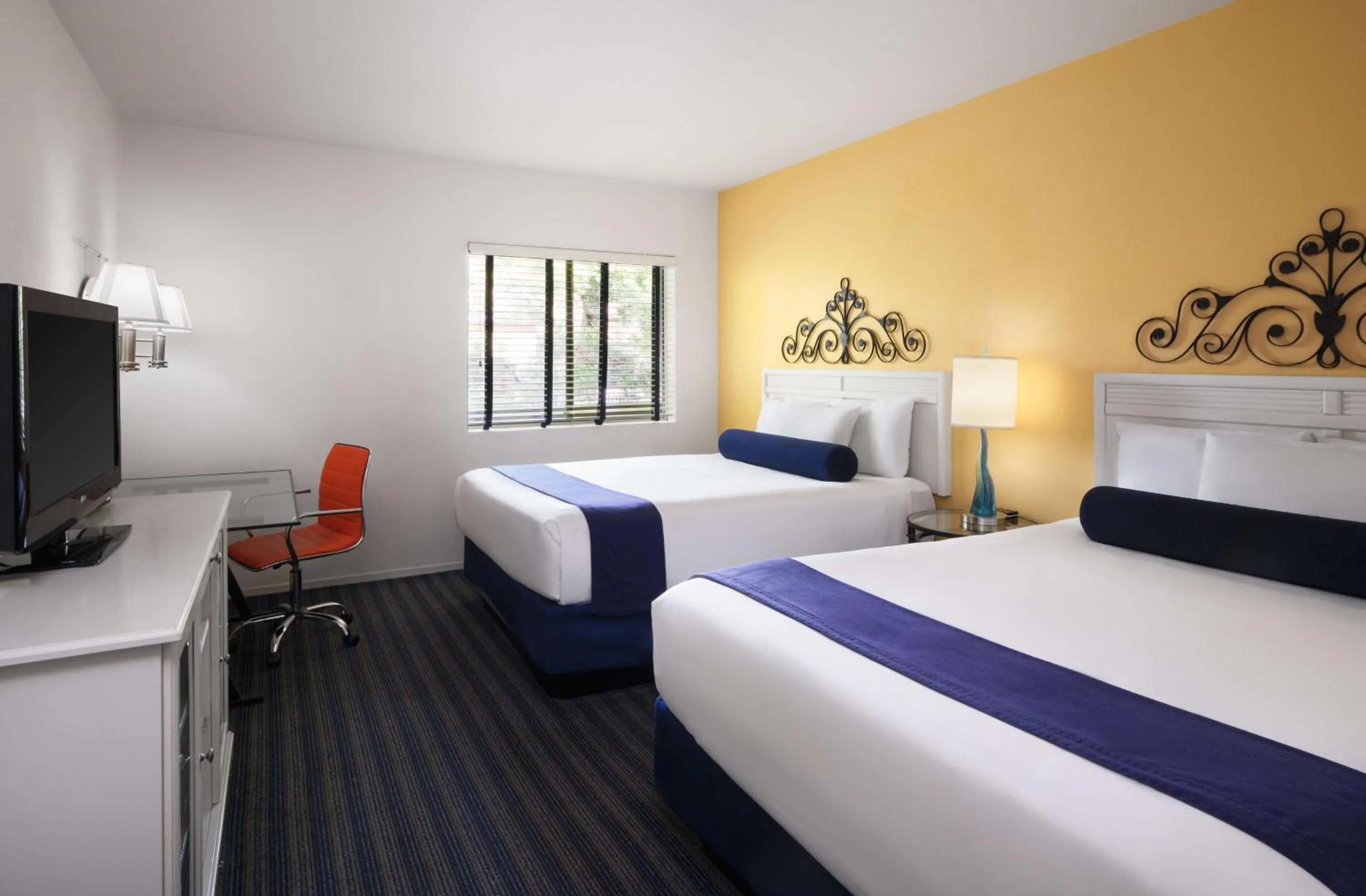 Bedroom, Bed in Hotel Zico, BW Signature Collection