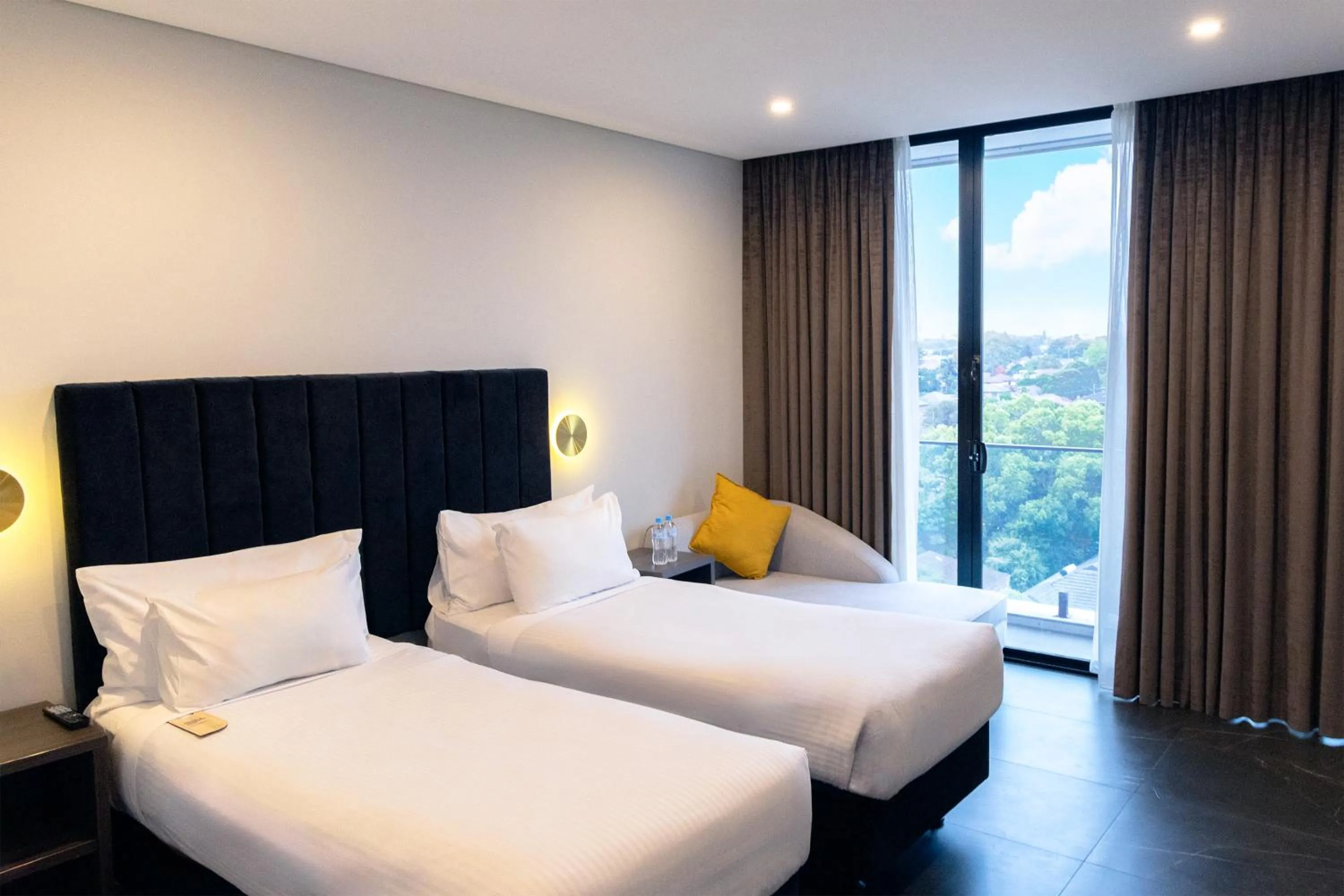 Bed in Crowne Plaza Sydney Burwood by IHG