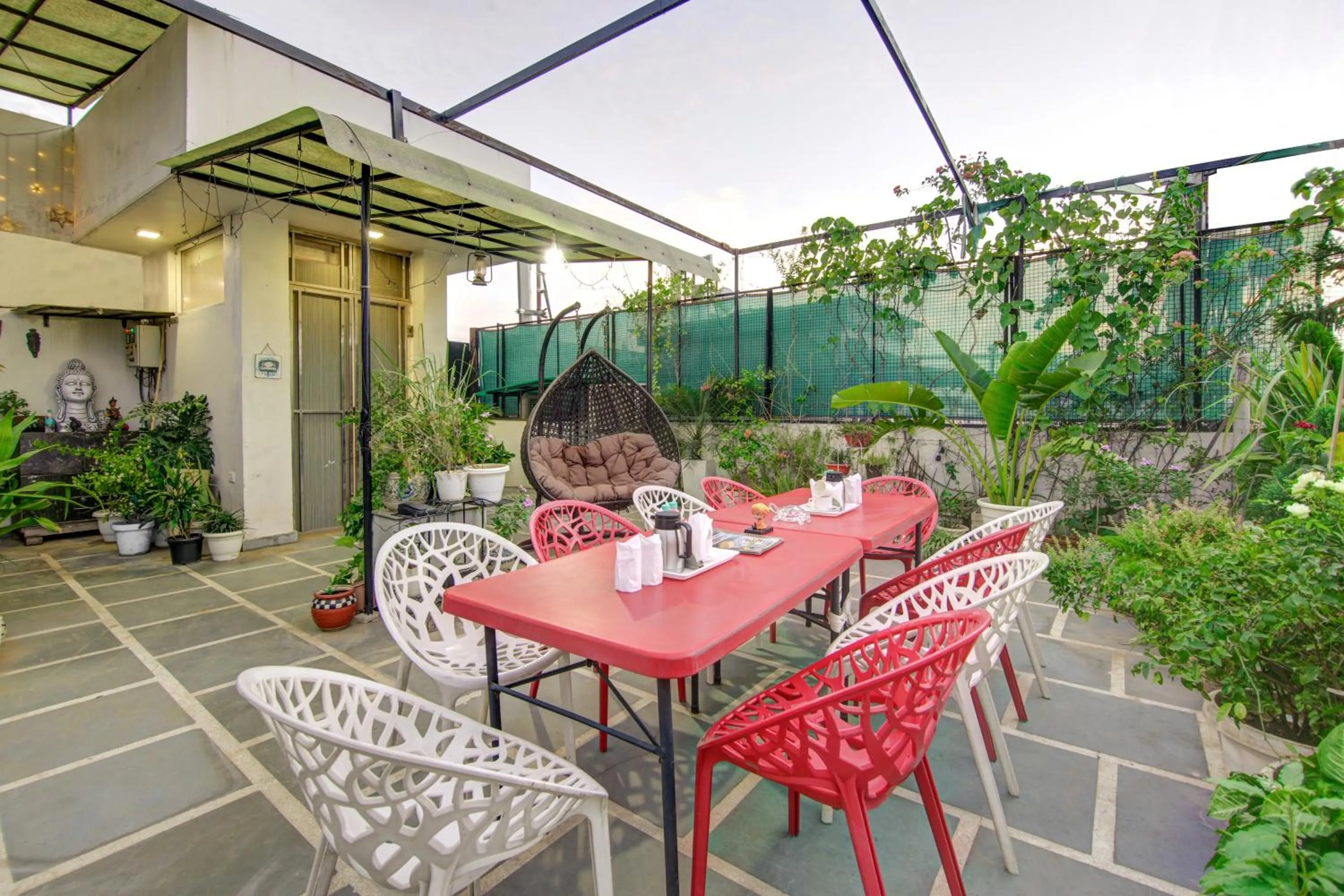 Garden in Gracious by Vishesh Hotels & Home Stay