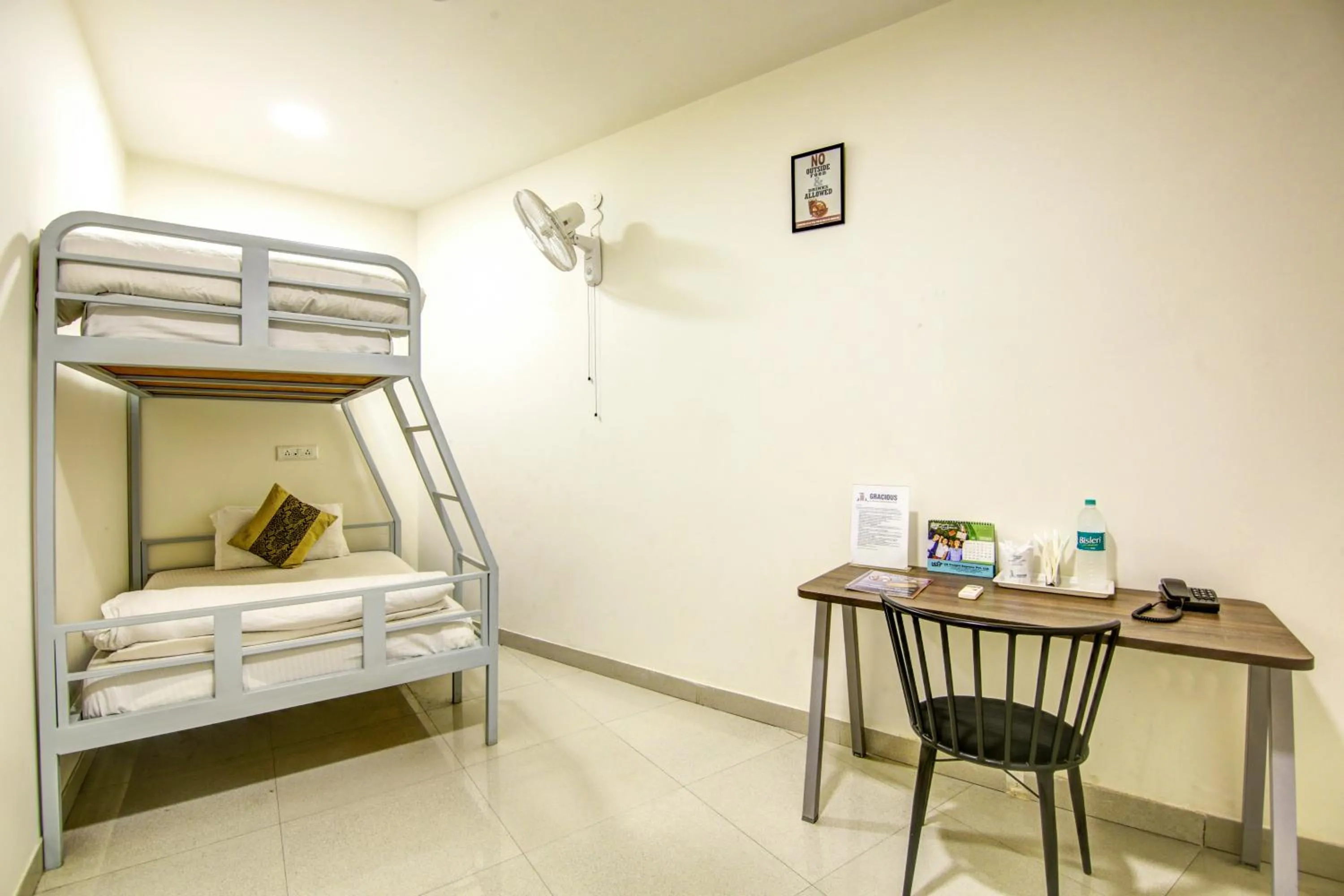 Bed in Gracious by Vishesh Hotels & Home Stay