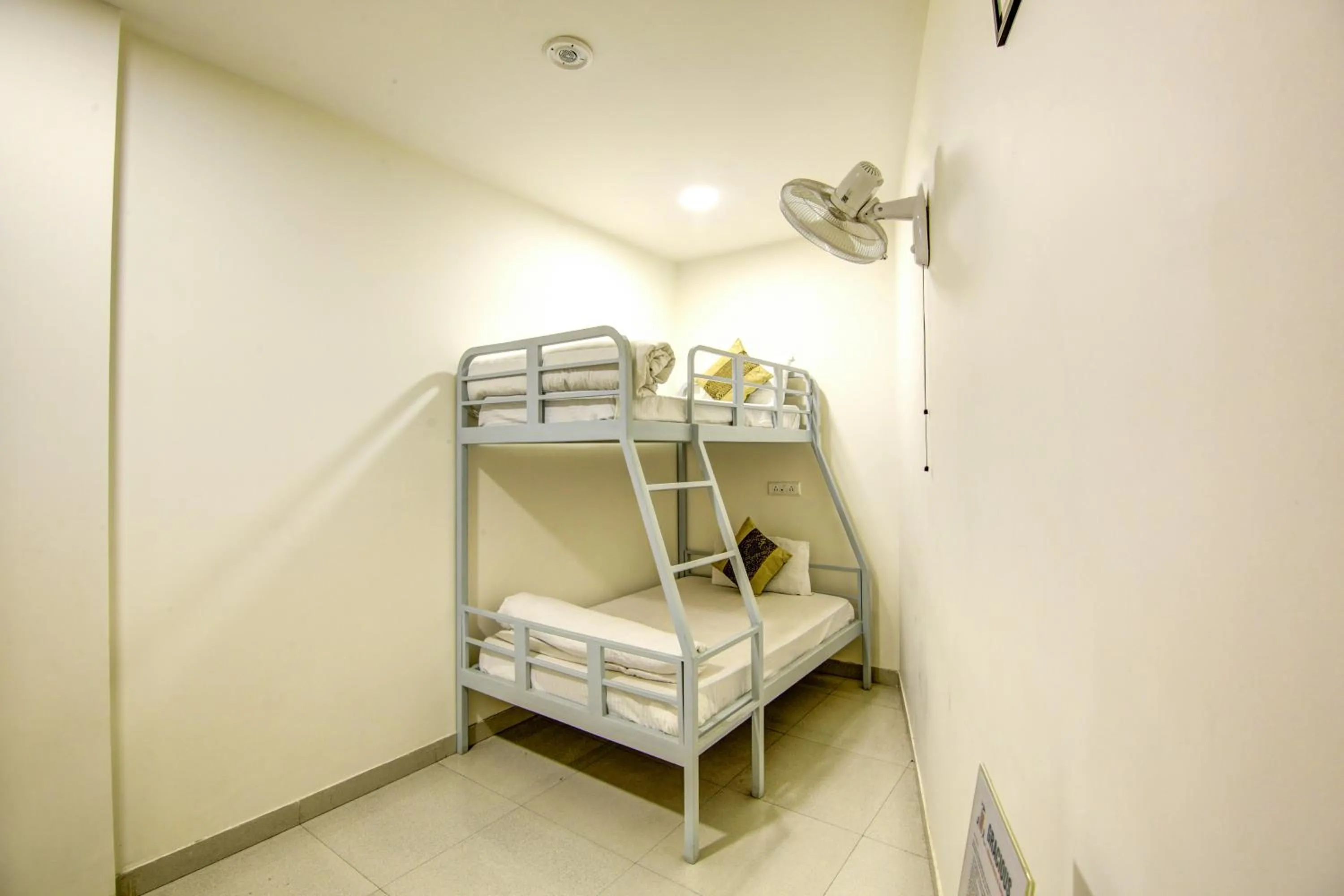 Bed in Gracious by Vishesh Hotels & Home Stay