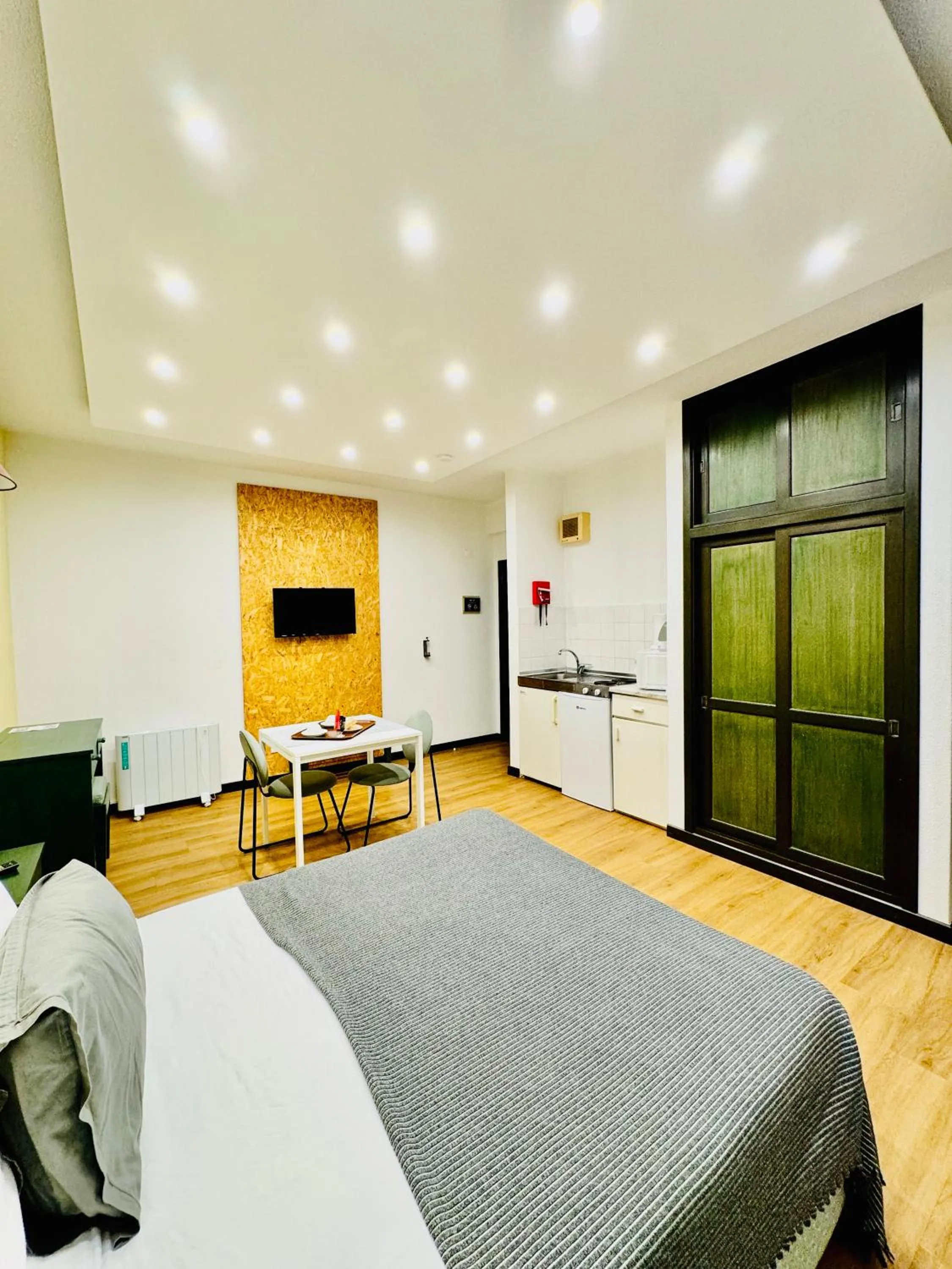 Bed in VALE MAR Guest