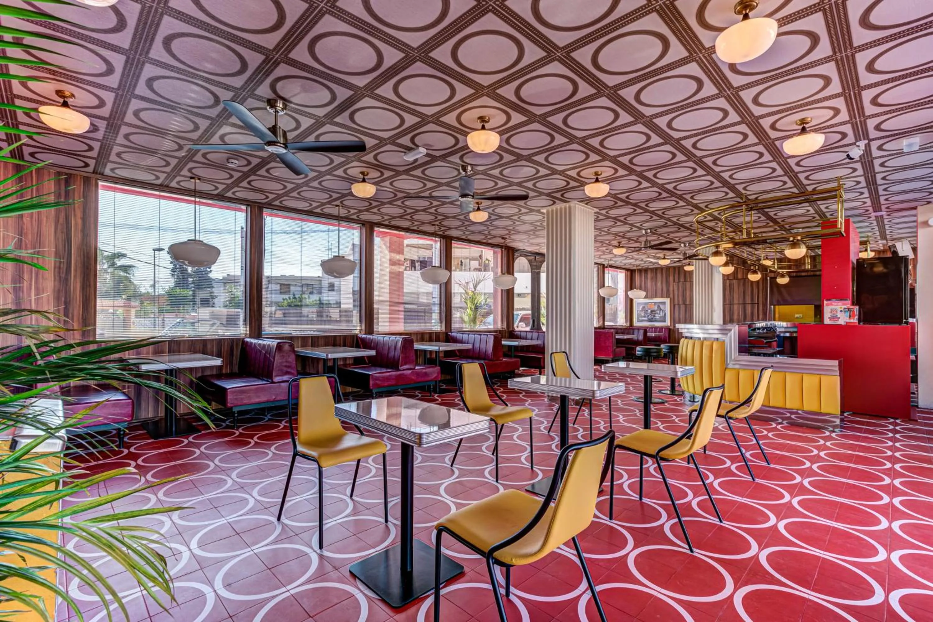 Restaurant/places to eat in Romeos Ibiza - Adults Only