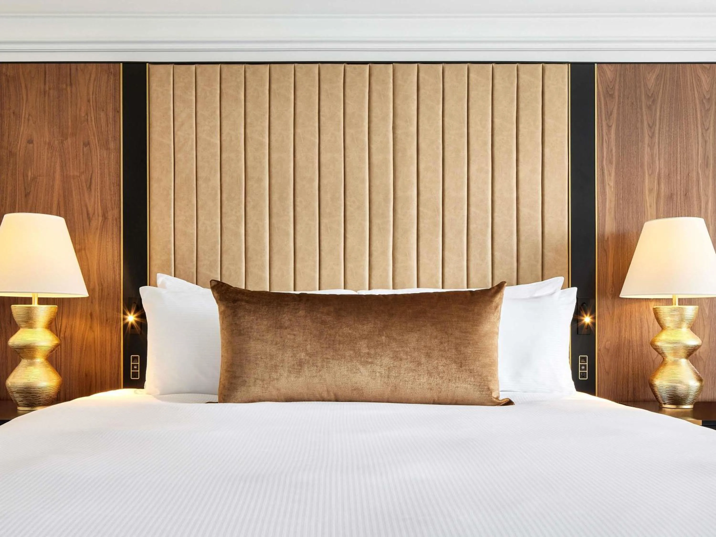 Bedroom, Bed in The Fairmont Washington DC