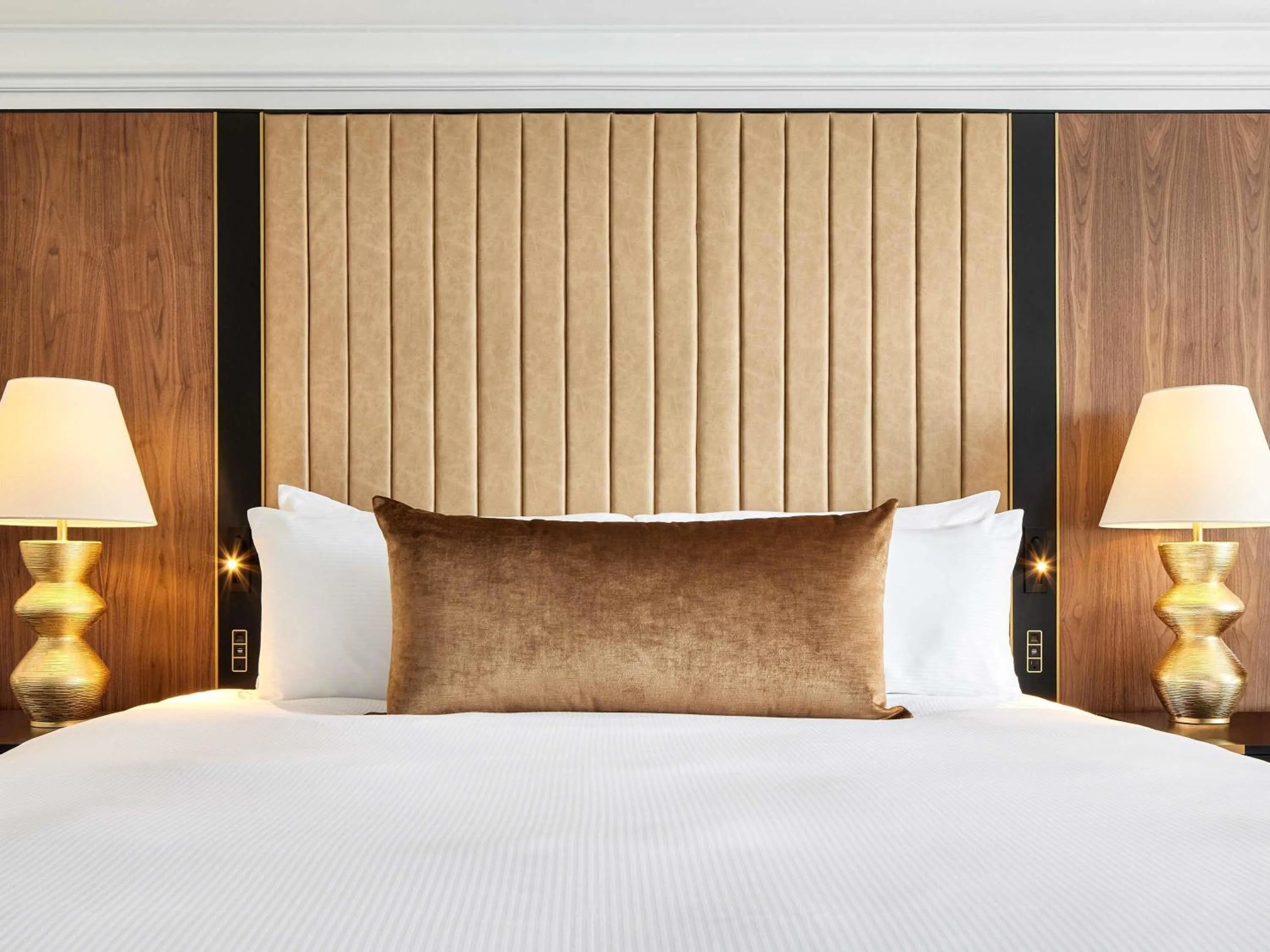 Bedroom, Bed in The Fairmont Washington DC