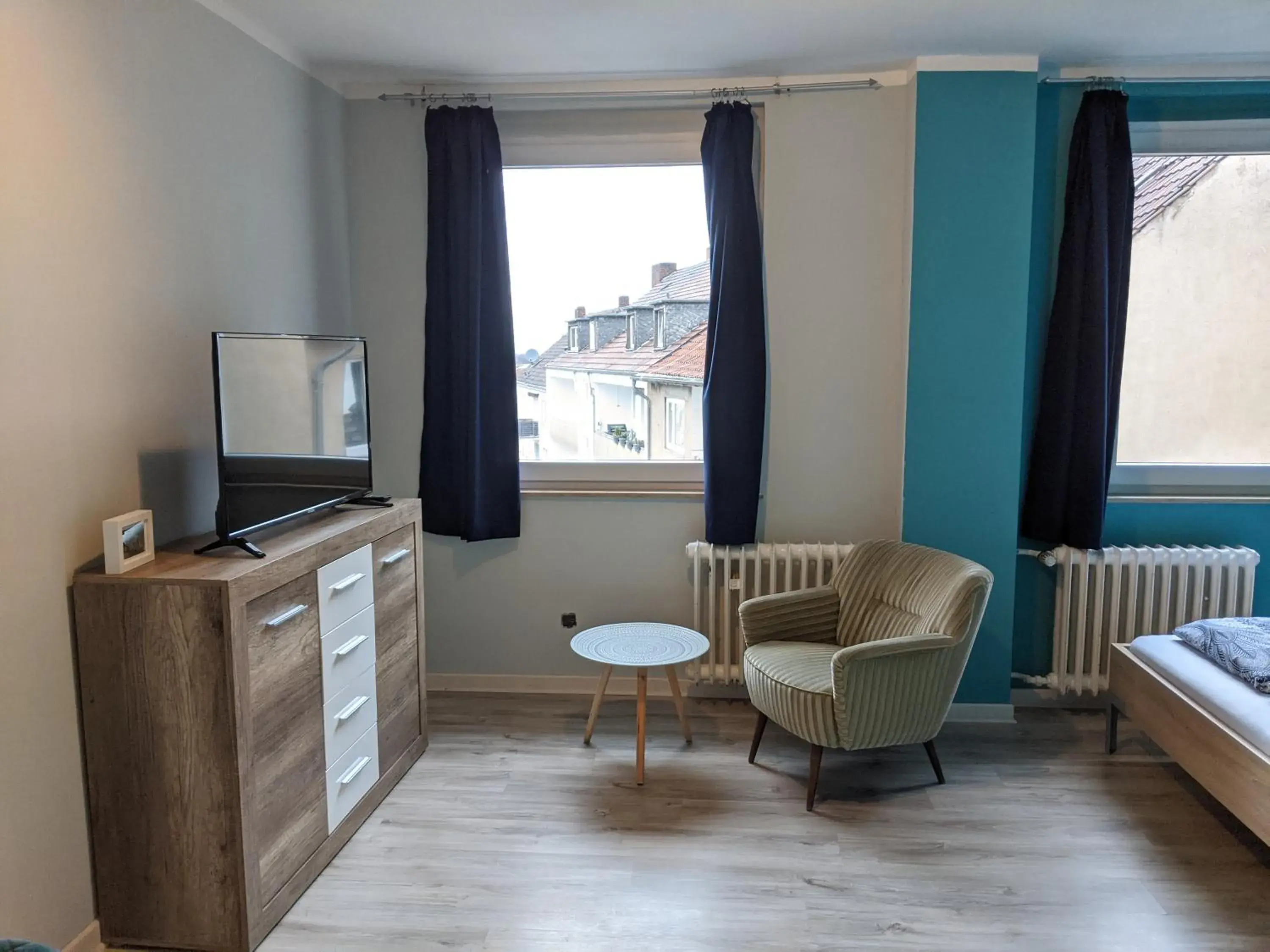 Double Room with Private Bathroom in Ruhrtropolis Hostel Double Room with Private Bathroom in Ruhrtropolis Hostel