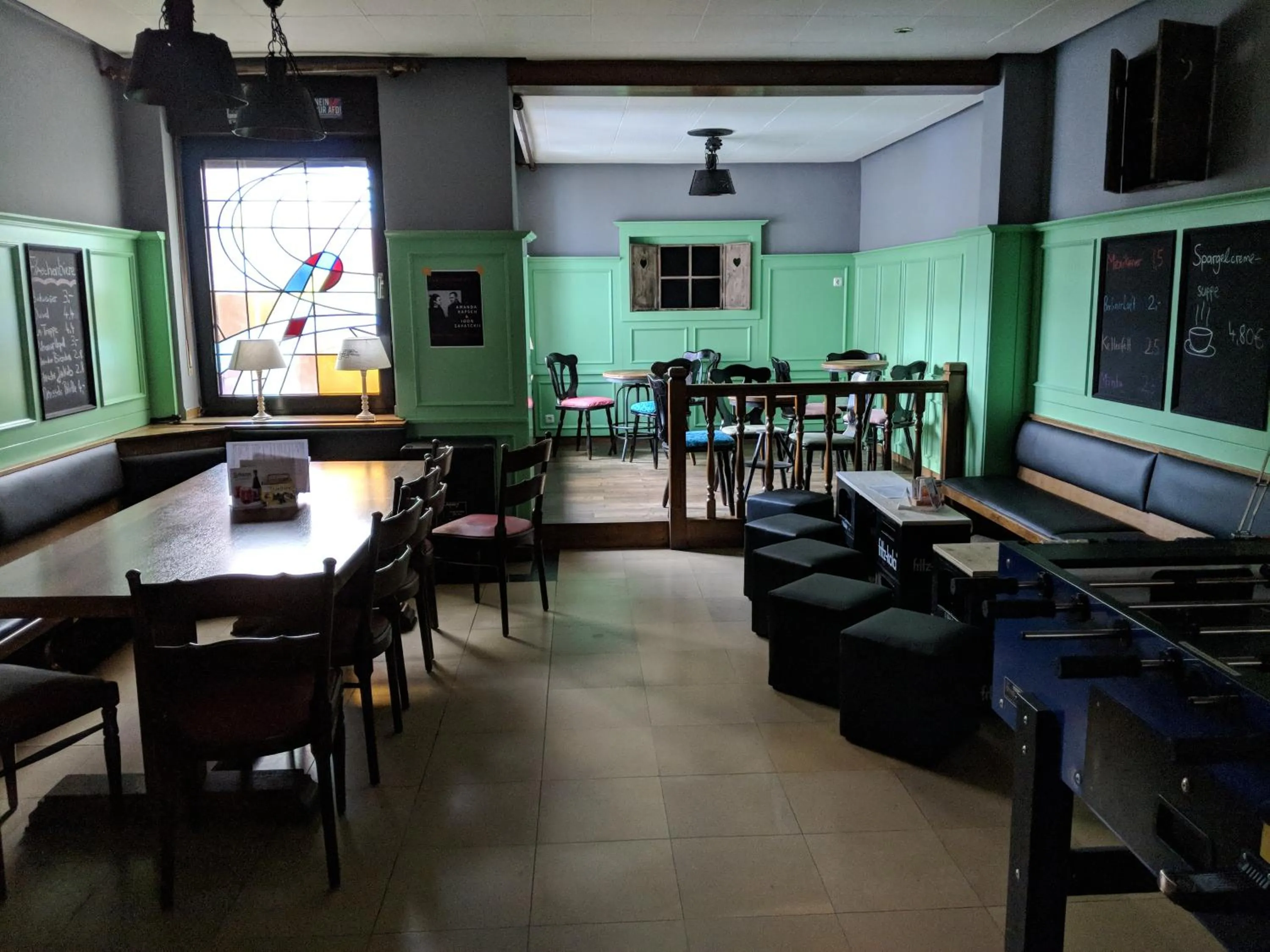 Restaurant/places to eat in Ruhrtropolis Hostel