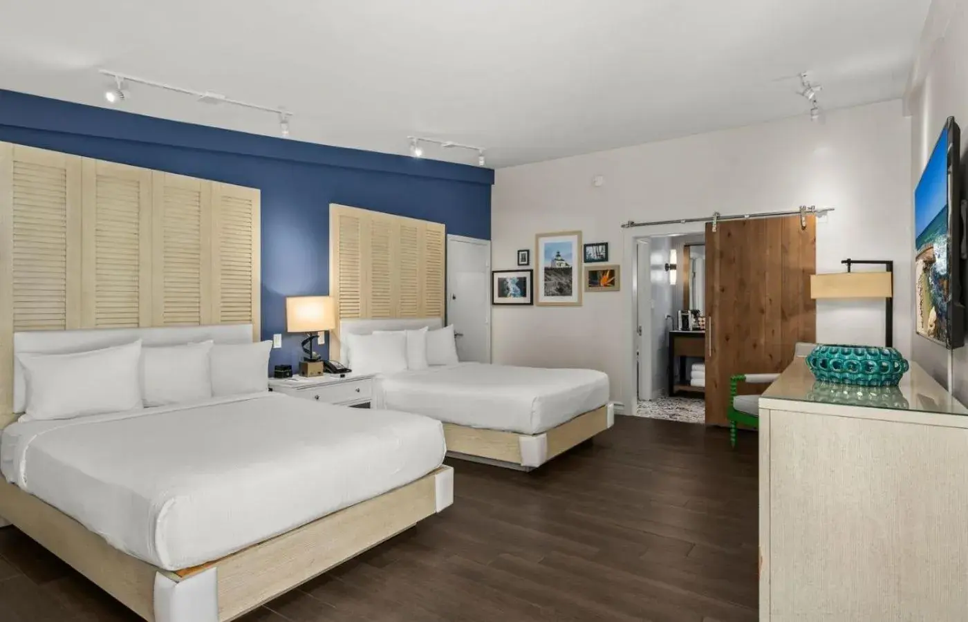 Bedroom, Bed in Paradise Point Resort & Spa Bedroom, Bed in Paradise Point Resort & Spa