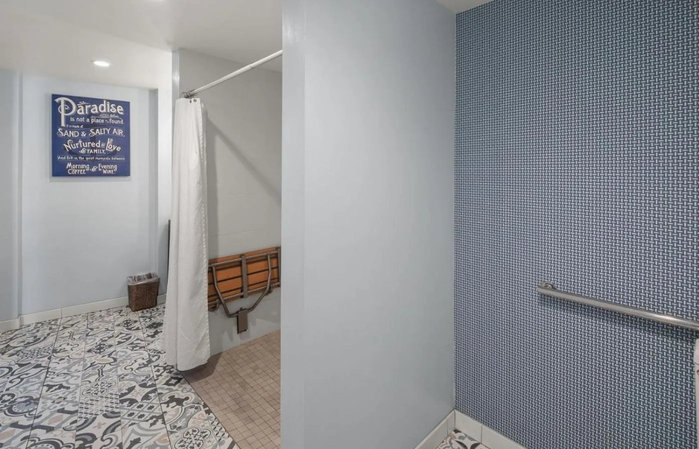 Bathroom in Paradise Point Resort & Spa