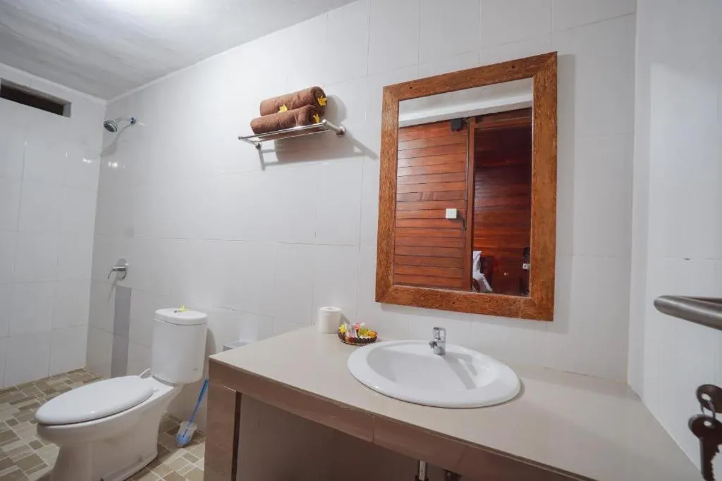 Shower in Double'D Hostel
