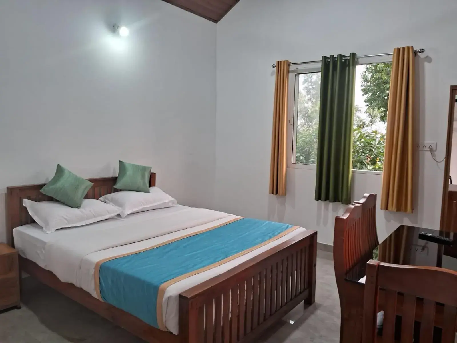 Double Room with Garden View in Blackcherry Munnar Double Room with Garden View in Blackcherry Munnar