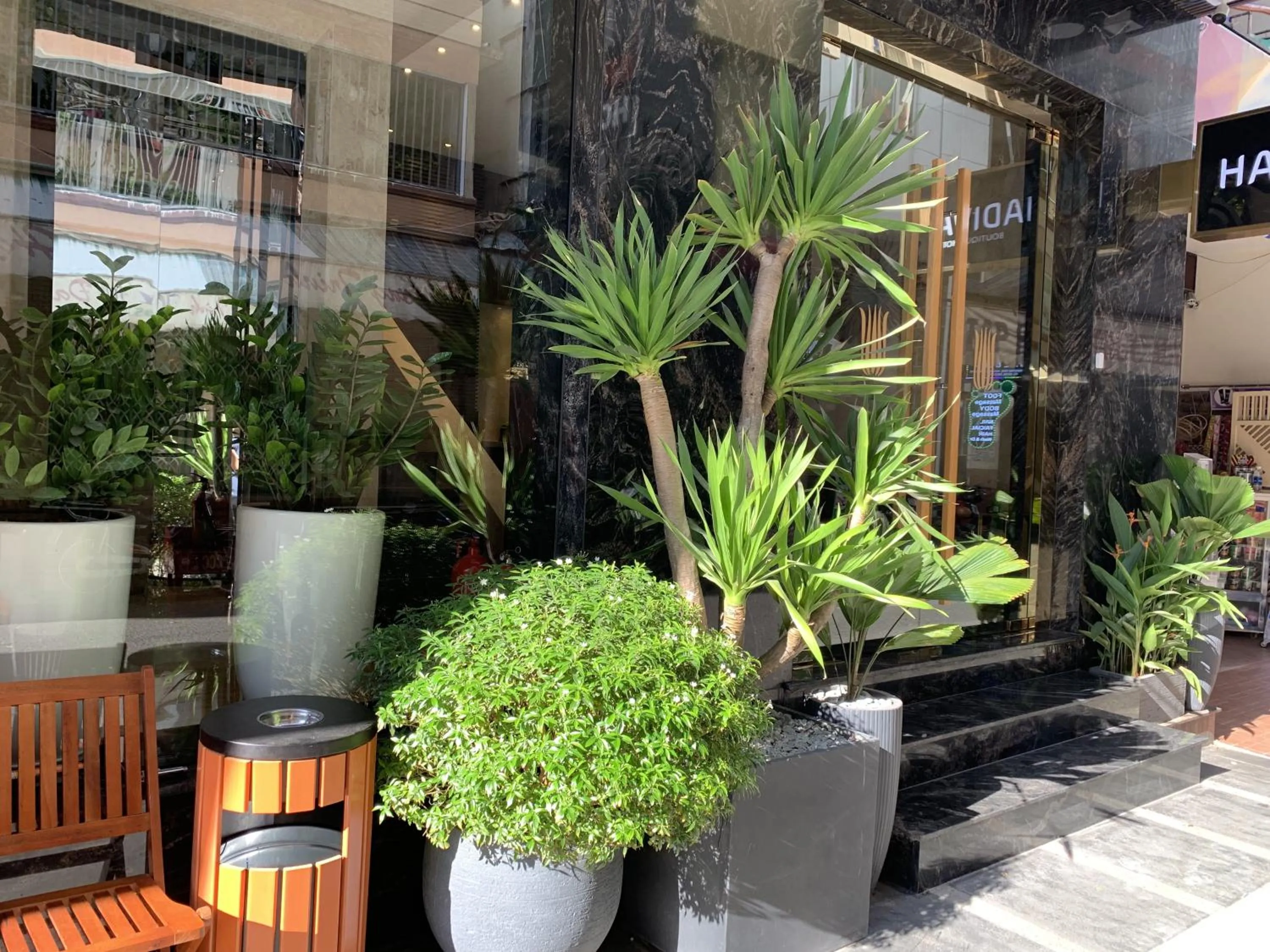 Facade/entrance in Hadiva Boutique Hotel