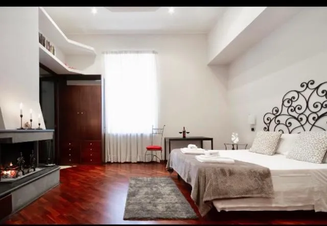 Photo of the whole room, Bed in B&B Residenza MALATERRA