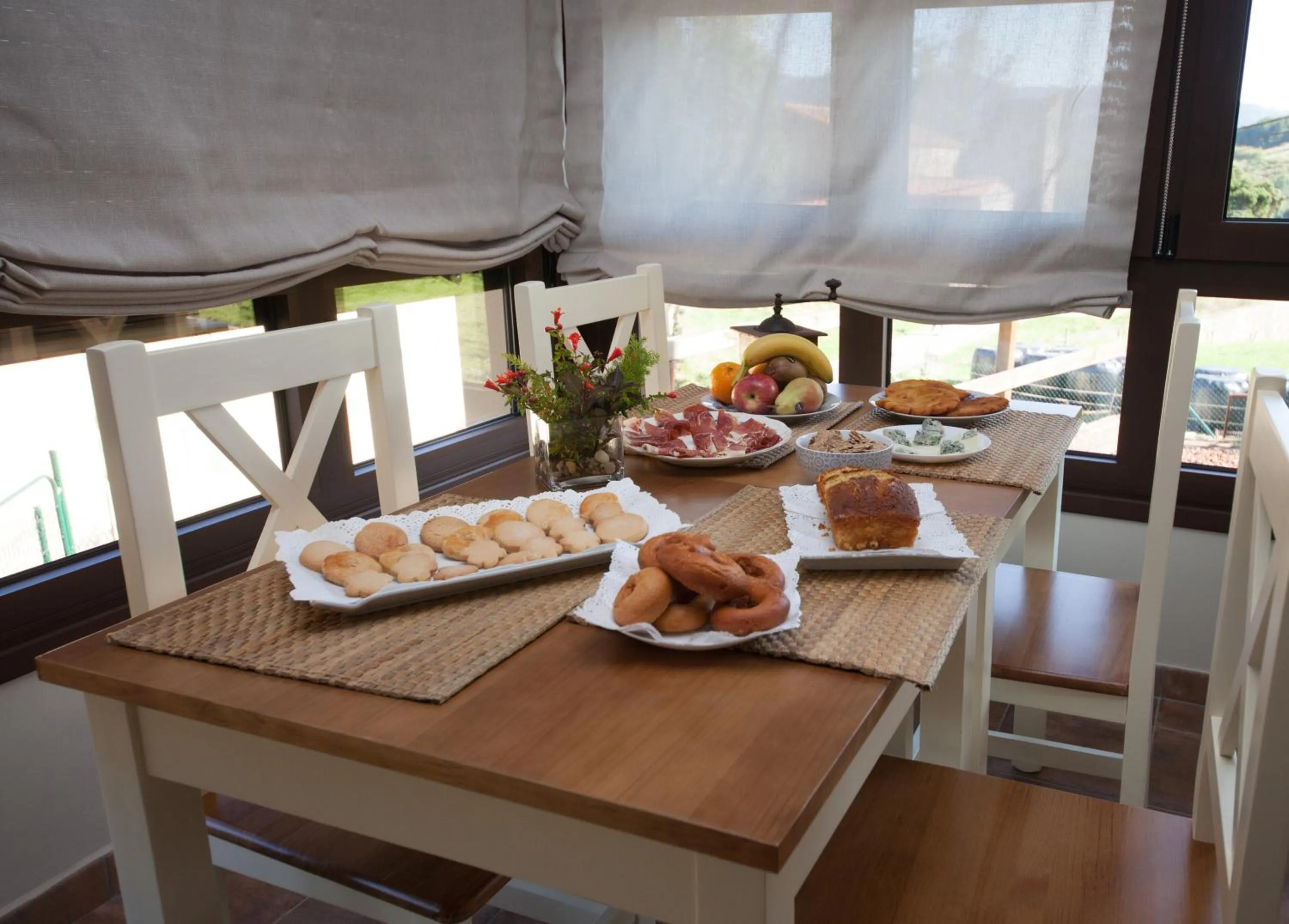 Breakfast in El Mirador de Bendones