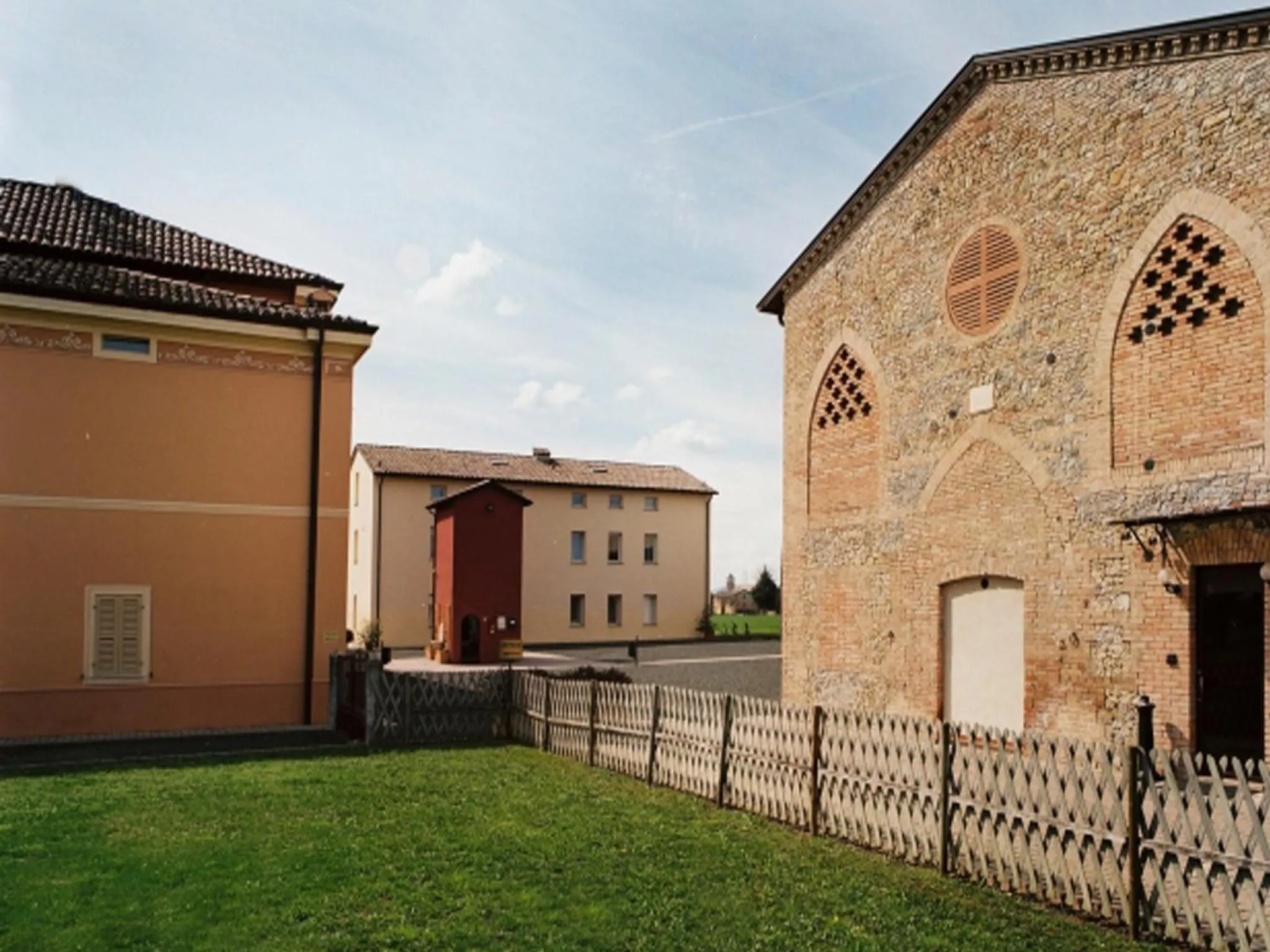 Property building in Villa Meli Lupi - Residenze Temporanee