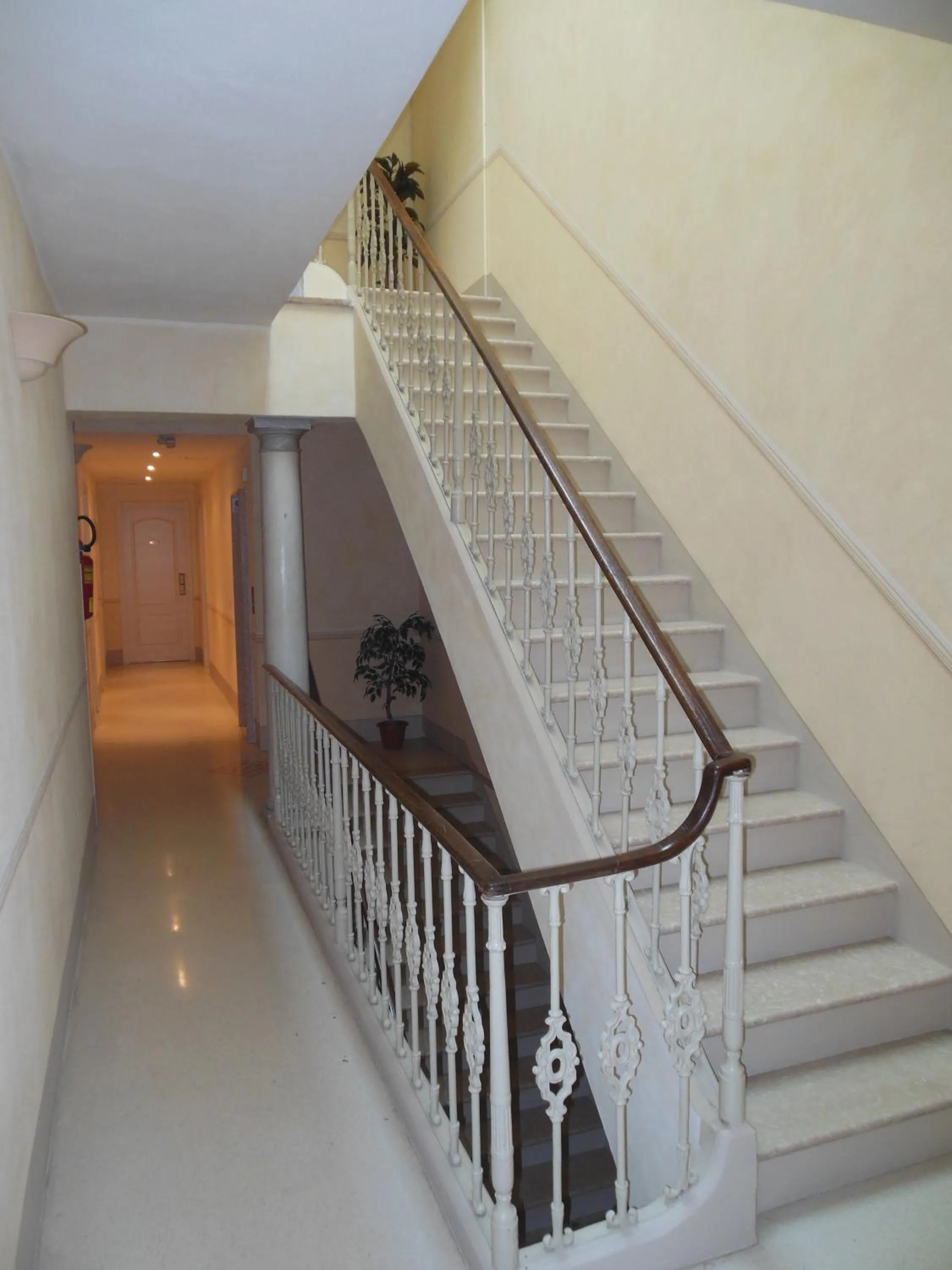 Villa Meli Lupi - Residenze Temporanee