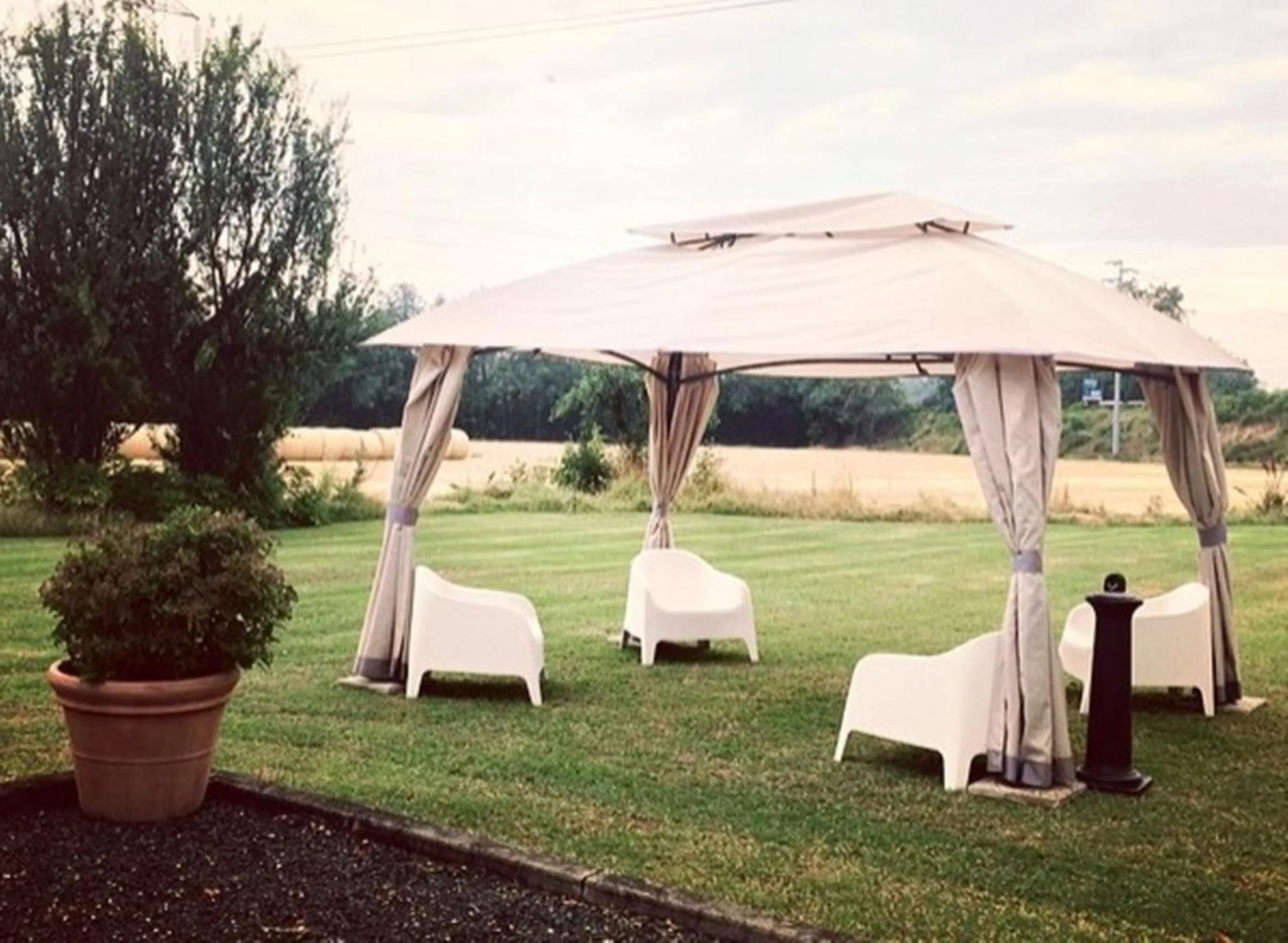 Day in Villa Meli Lupi - Residenze Temporanee