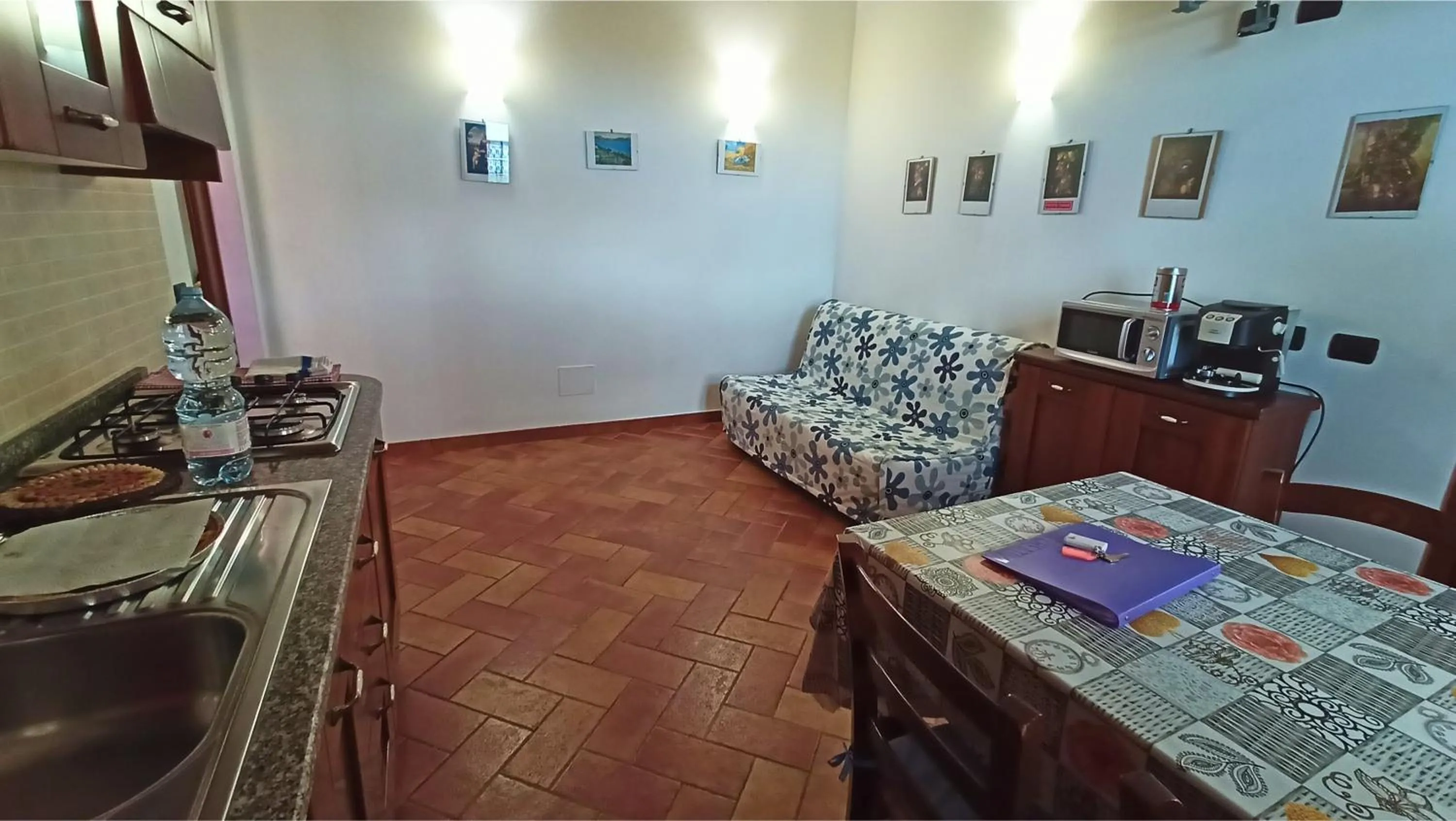 Coffee/tea facilities in il Chiassetto Agriturismo No Kids