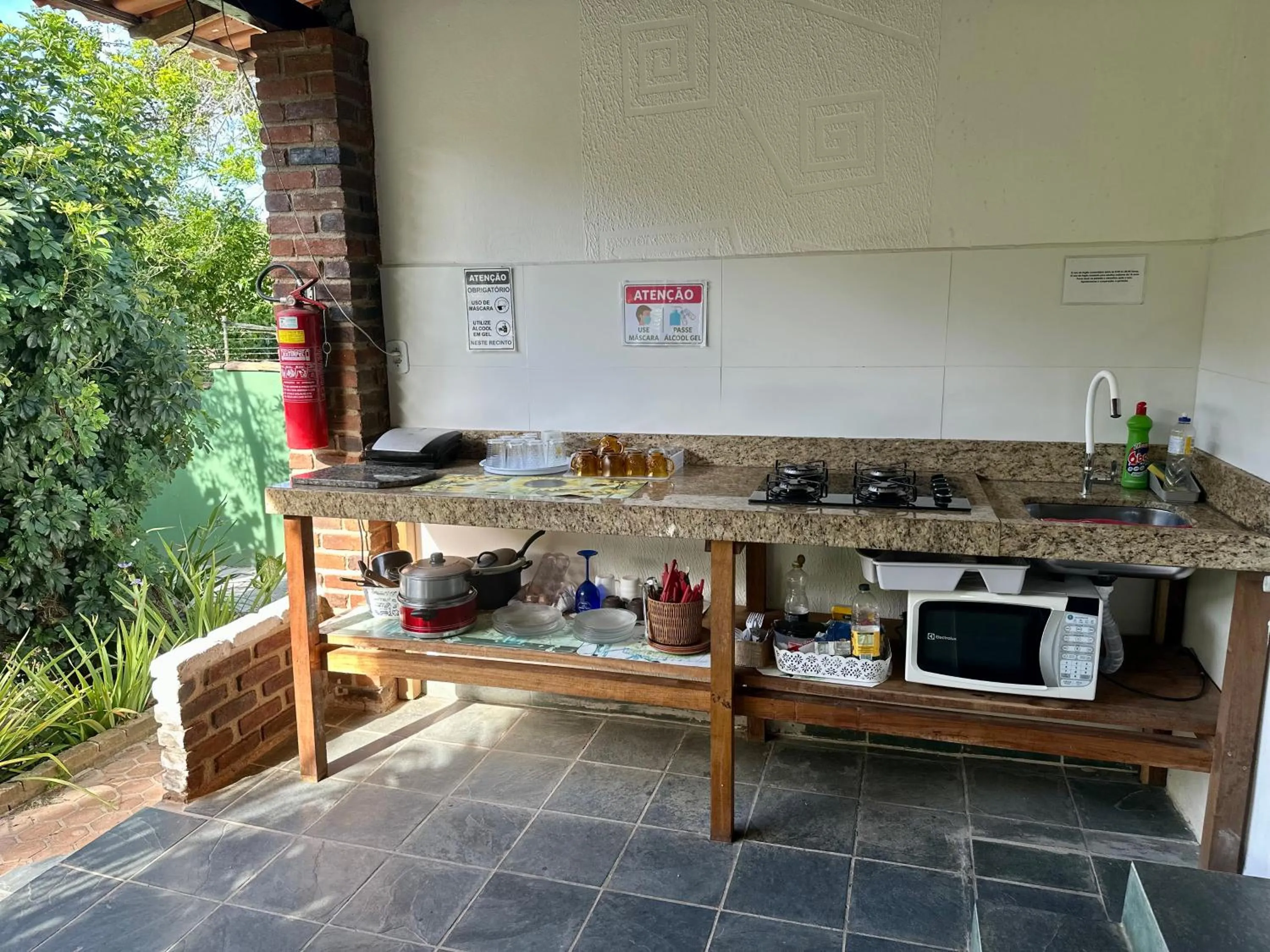 Kitchen or kitchenette in Pousada Bella Vida