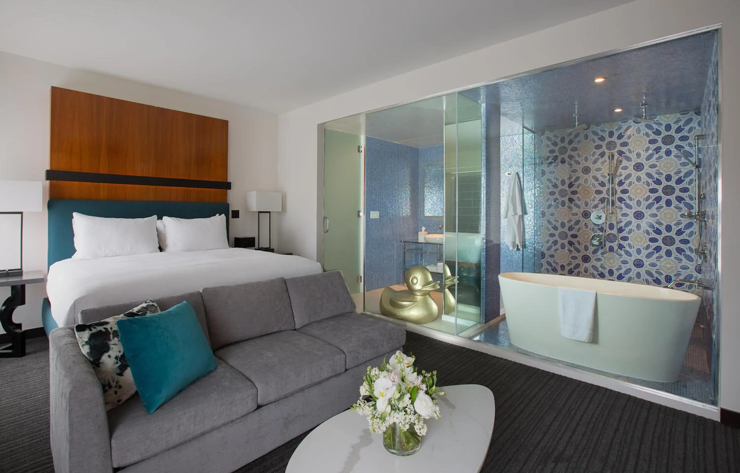 Photo of the whole room, Bed in Andaz San Diego, By Hyatt Photo of the whole room, Bed in Andaz San Diego, By Hyatt