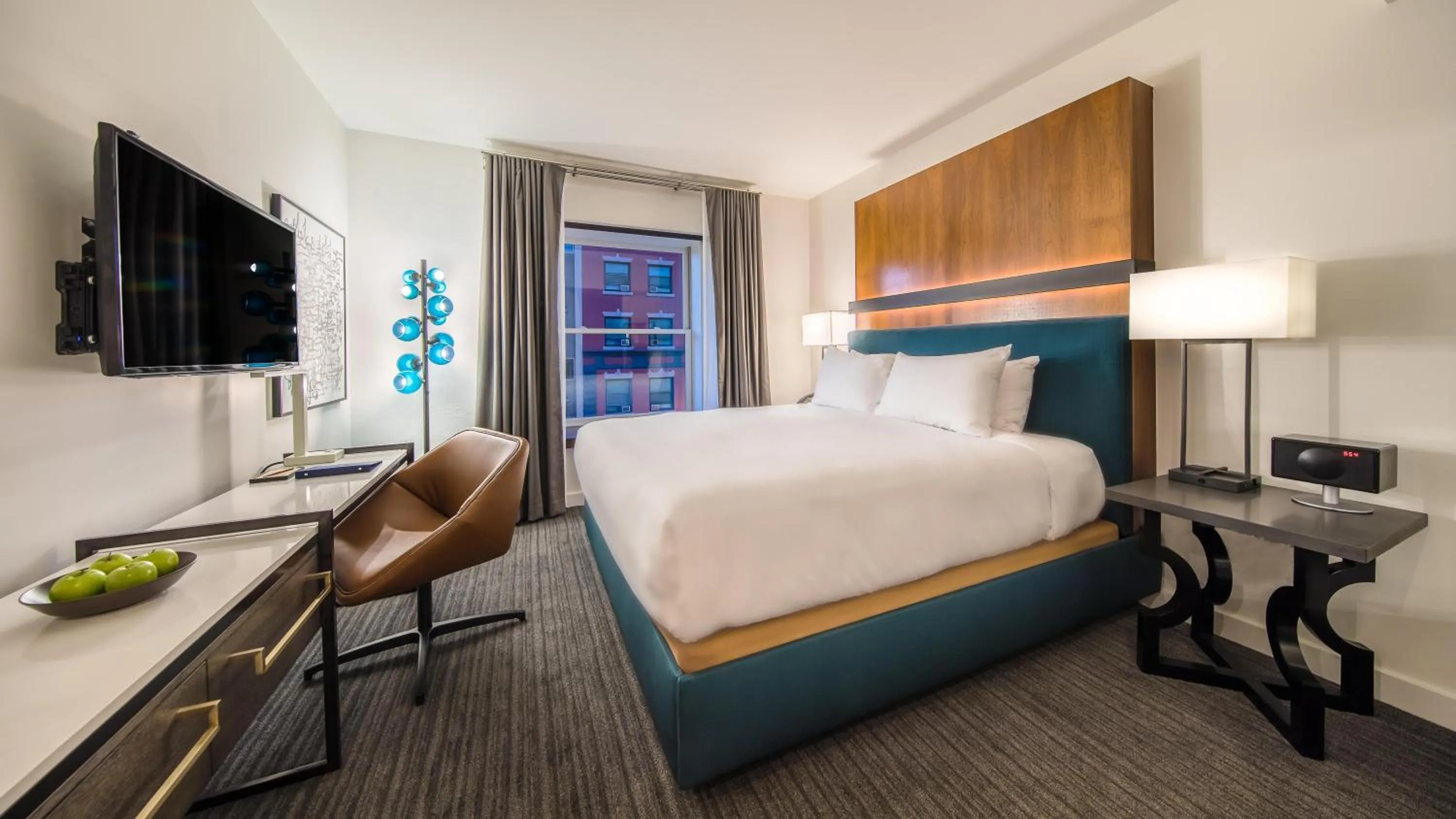 Bedroom, Bed in Andaz San Diego, By Hyatt