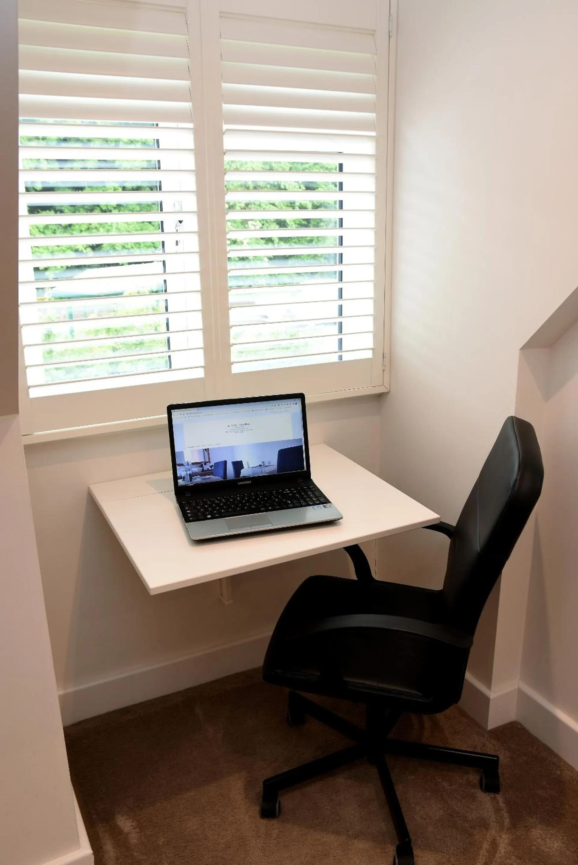 Bedroom in Apple Tree Place B&B