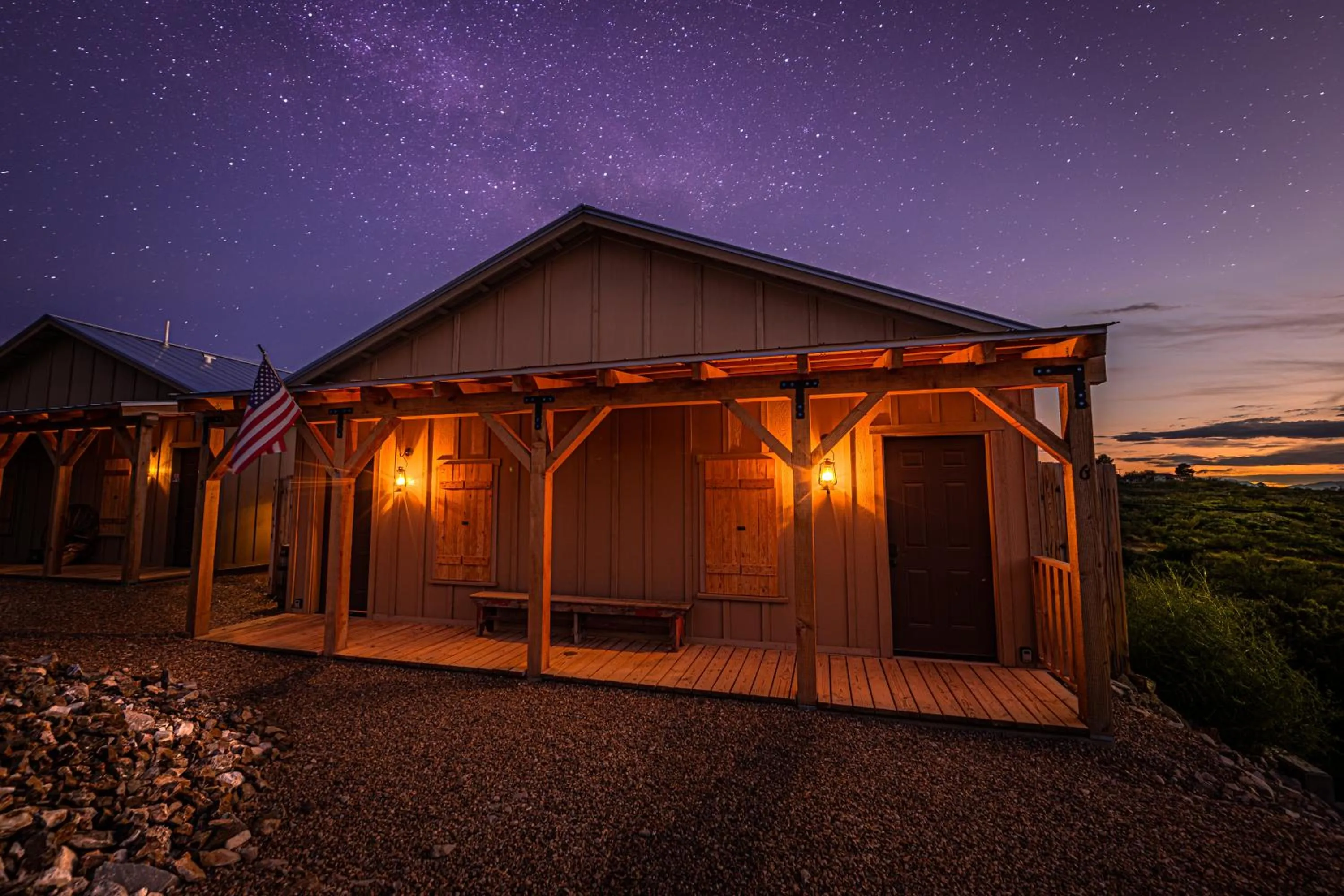 Property building in -Pet Friendly- Miners Cabin #5 -Two Double Beds - Private Balcony