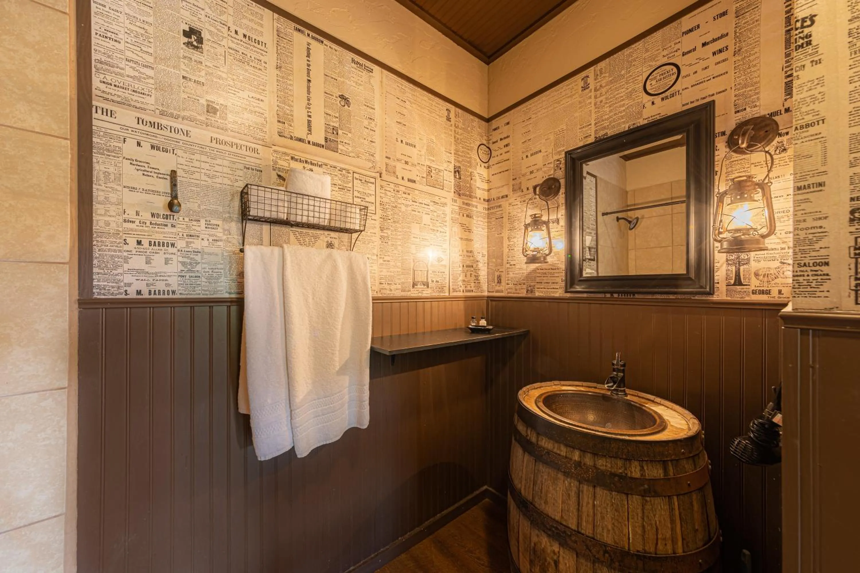 Bathroom in -Pet Friendly- Miners Cabin #5 -Two Double Beds - Private Balcony