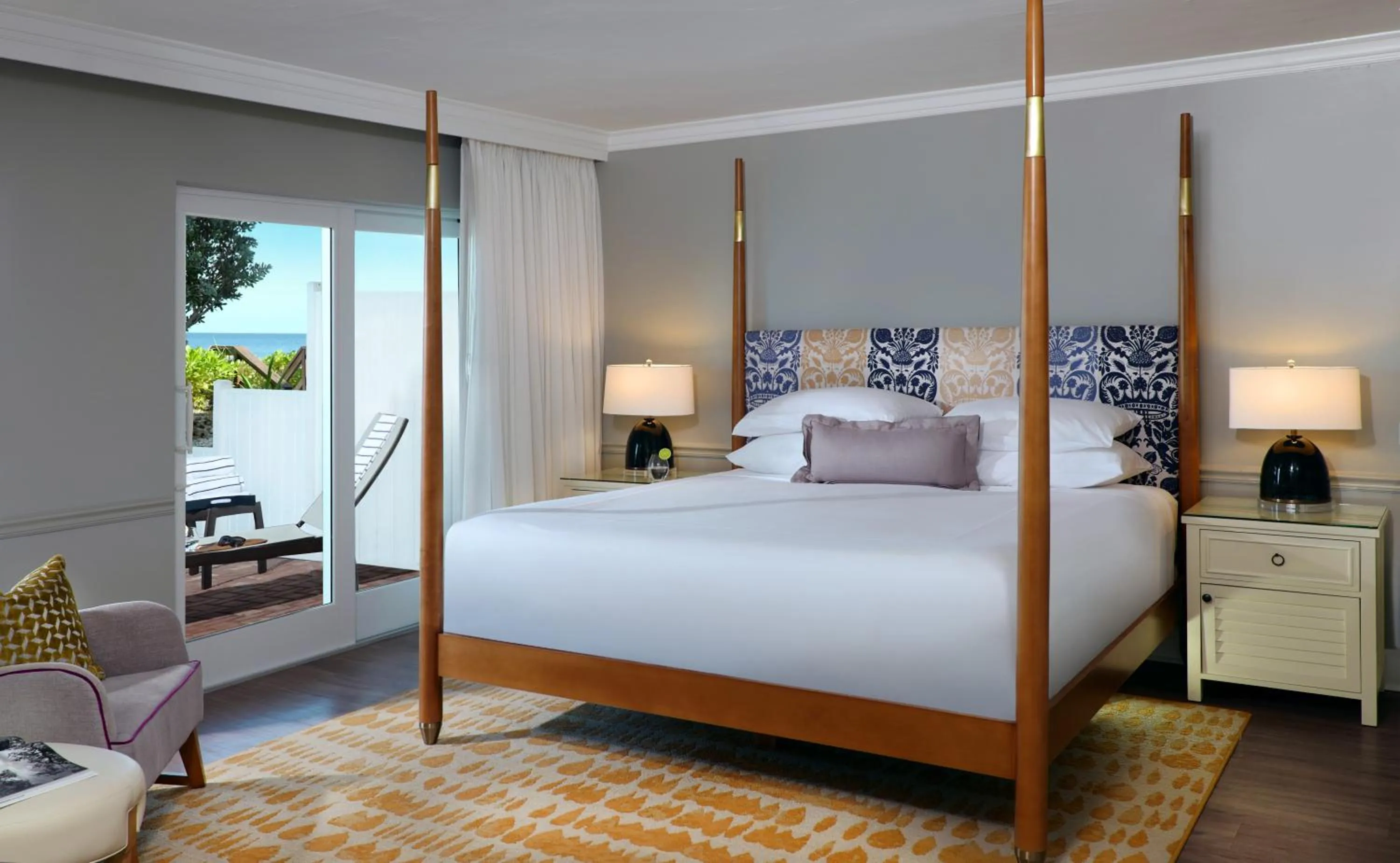 Bed in La Playa Beach & Golf Resort, a Noble House Resort