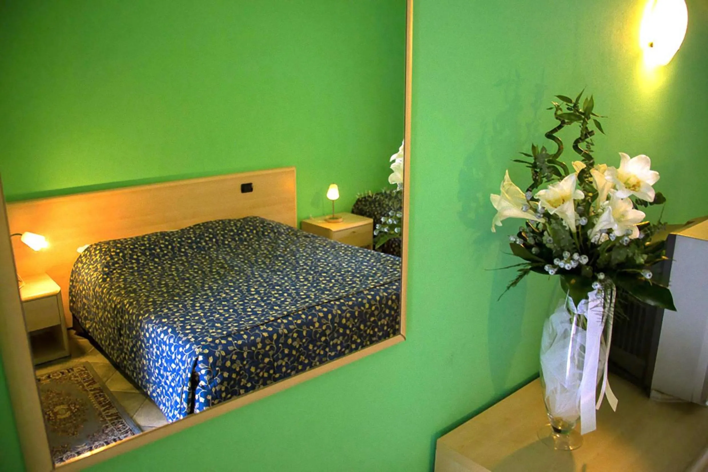 Bed in Hotel Ristorante La Perla