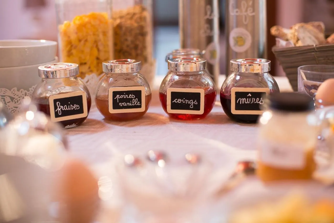 Breakfast in L'instant jardin