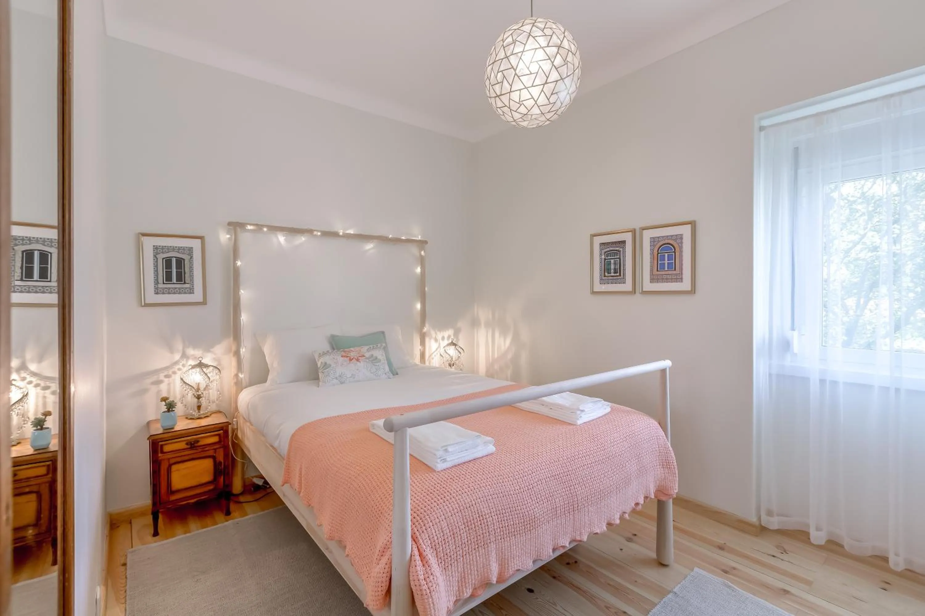 Bed in Sunny, Bright and Quiet Apartment, By TimeCooler