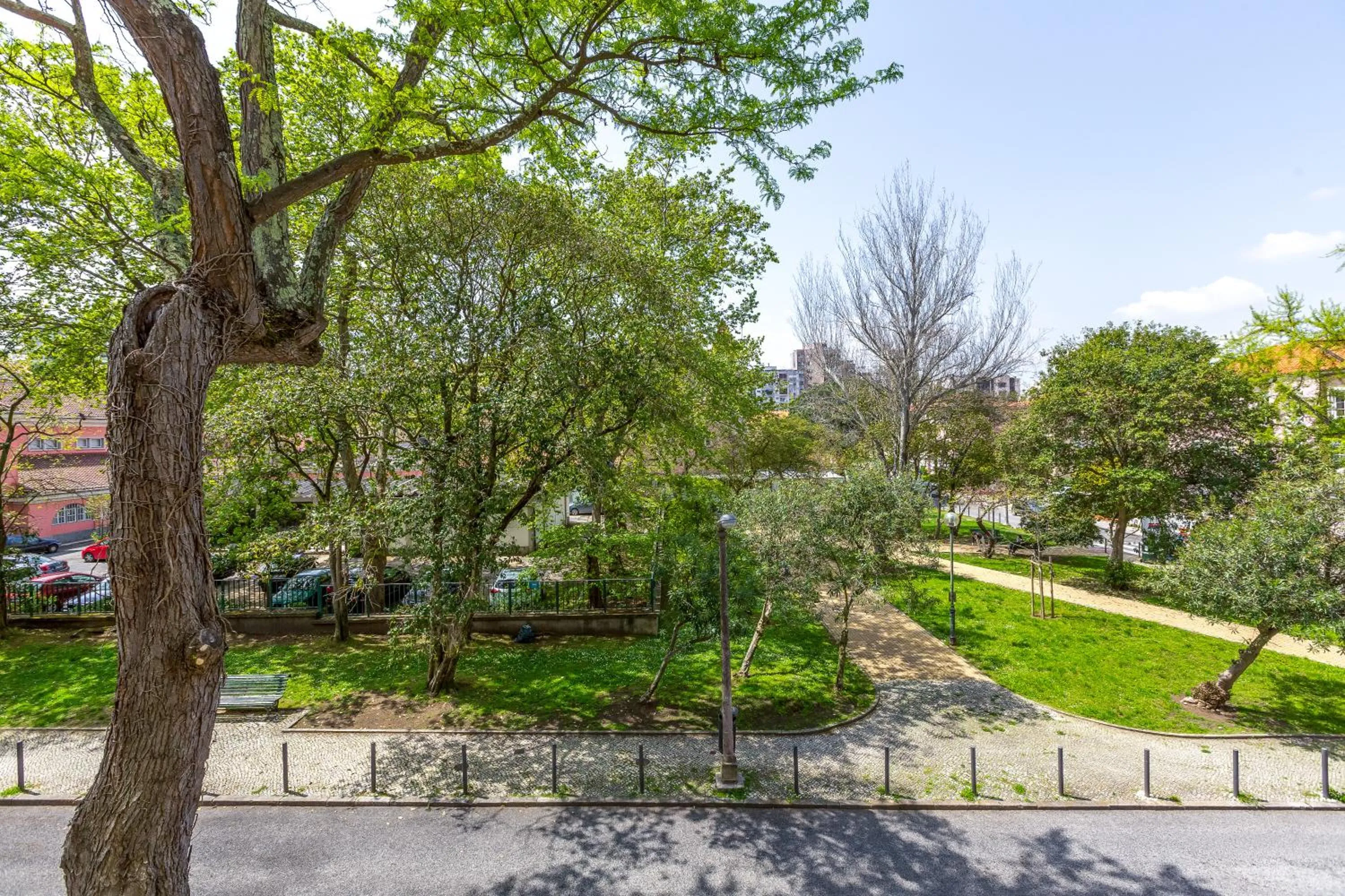 Garden view in Sunny, Bright and Quiet Apartment, By TimeCooler