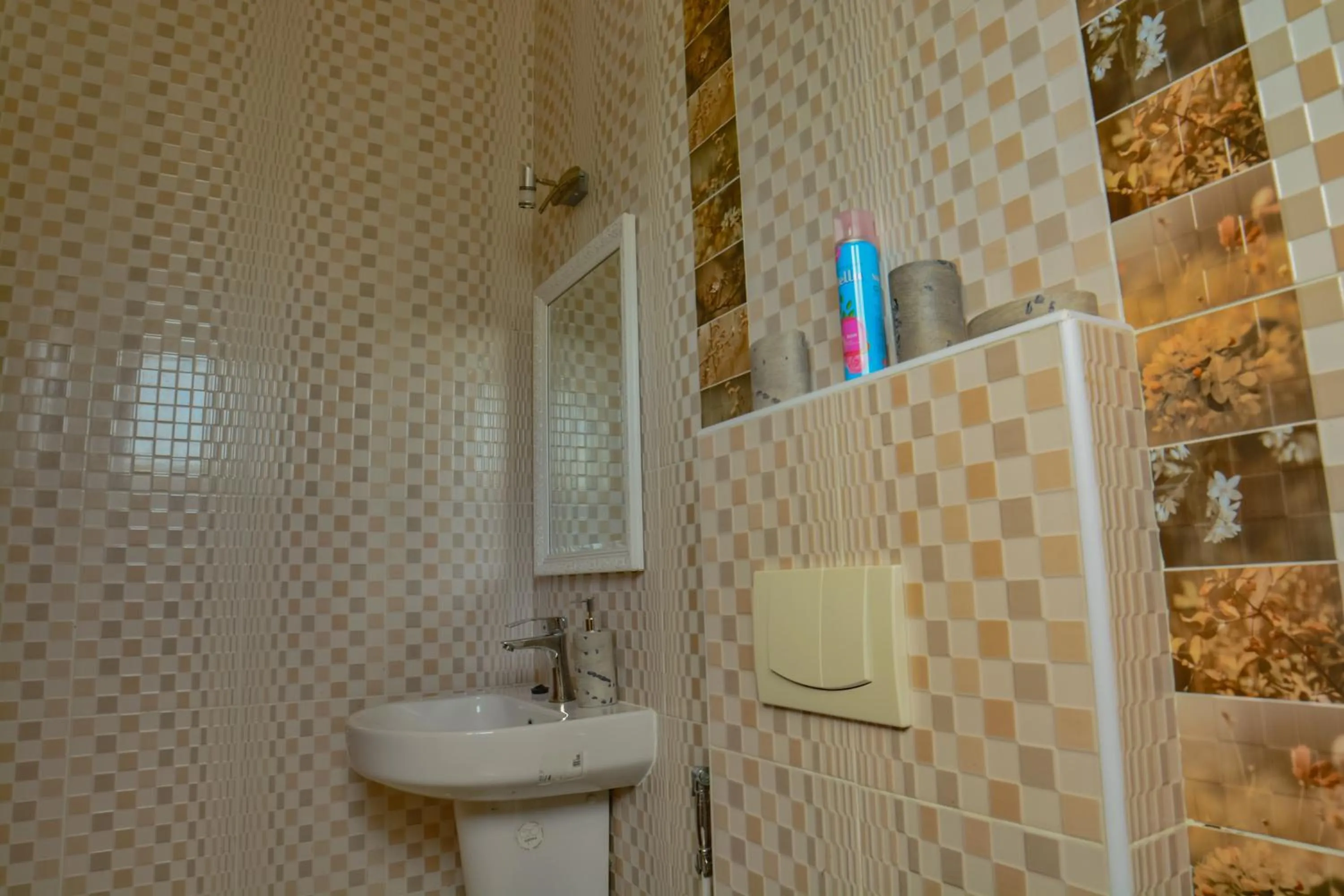 Bathroom in Fenns Cozy Apartment - Nyali