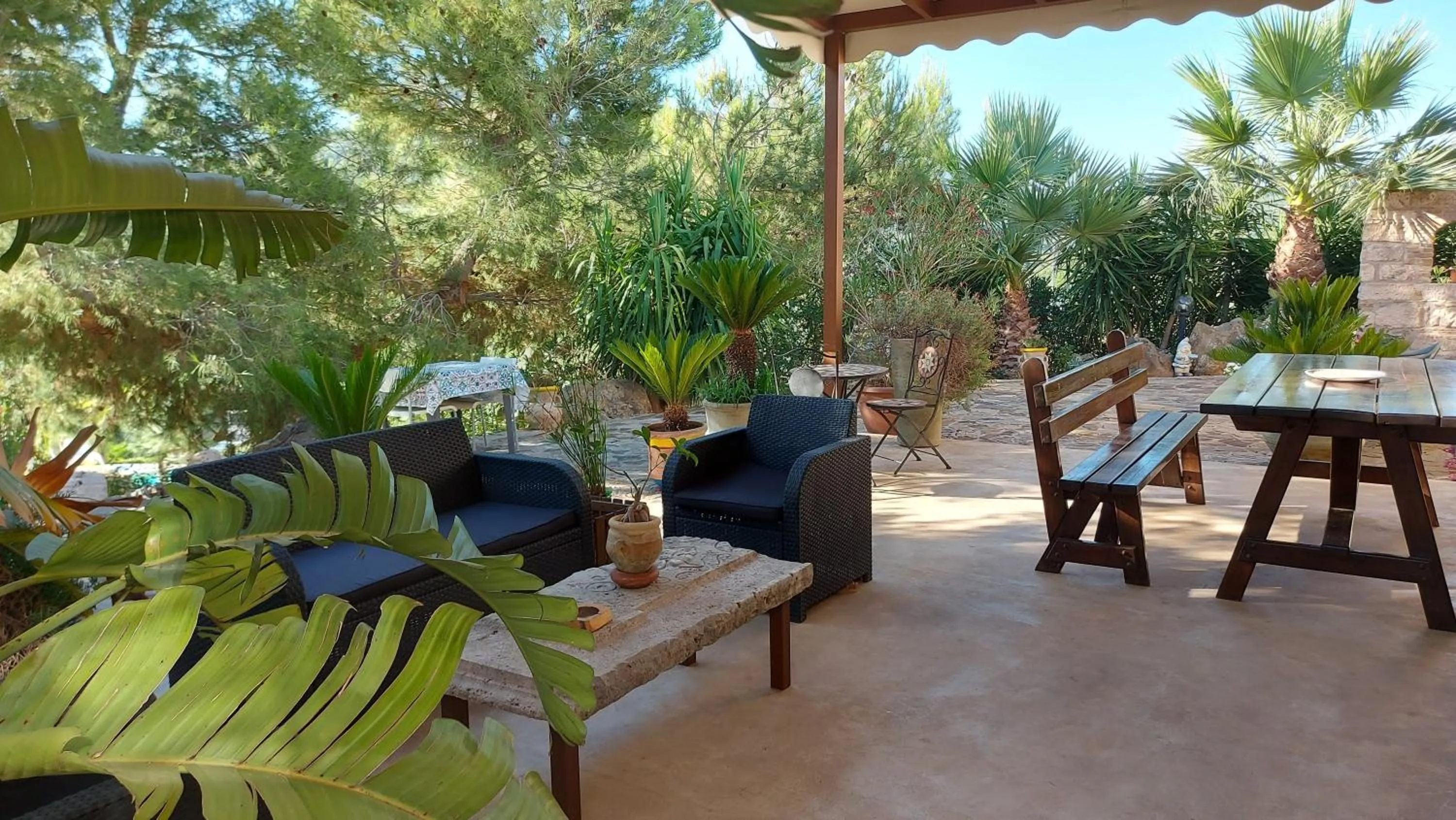 Garden in La Suite Di Segesta