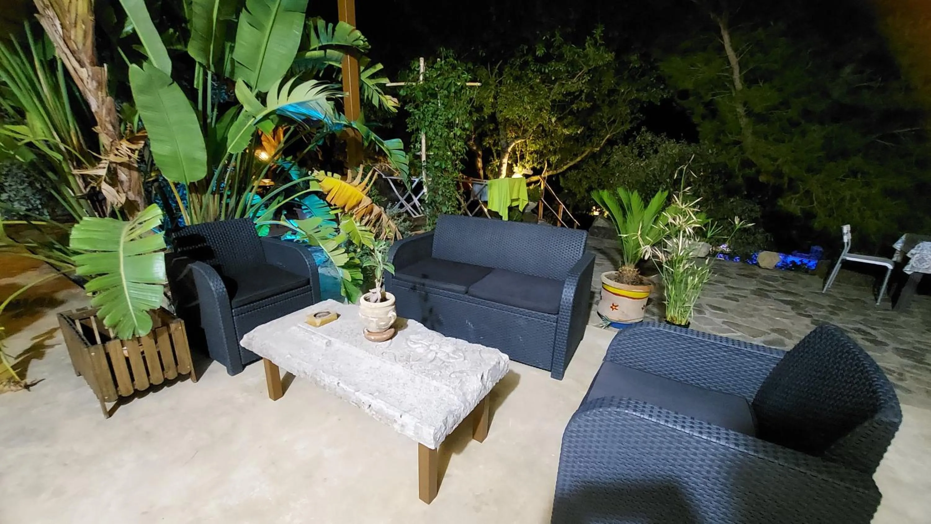 Garden view in La Suite Di Segesta