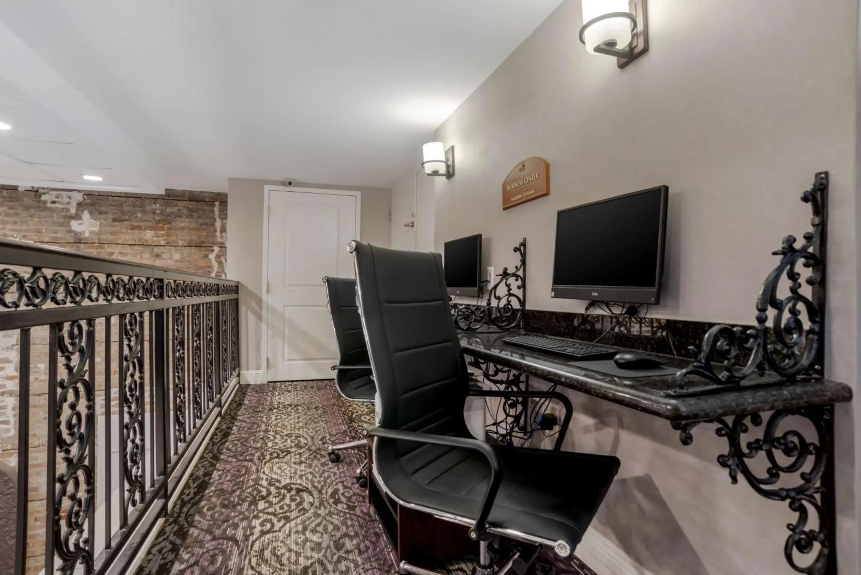 Best Western Plus St. Christopher Hotel Best Western Plus St. Christopher Hotel